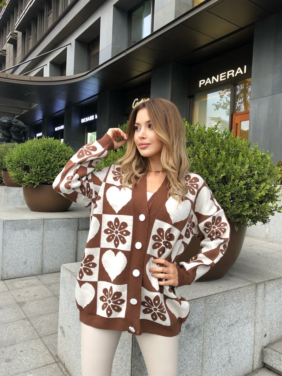 Sütlü Kahve Kalp Hırka