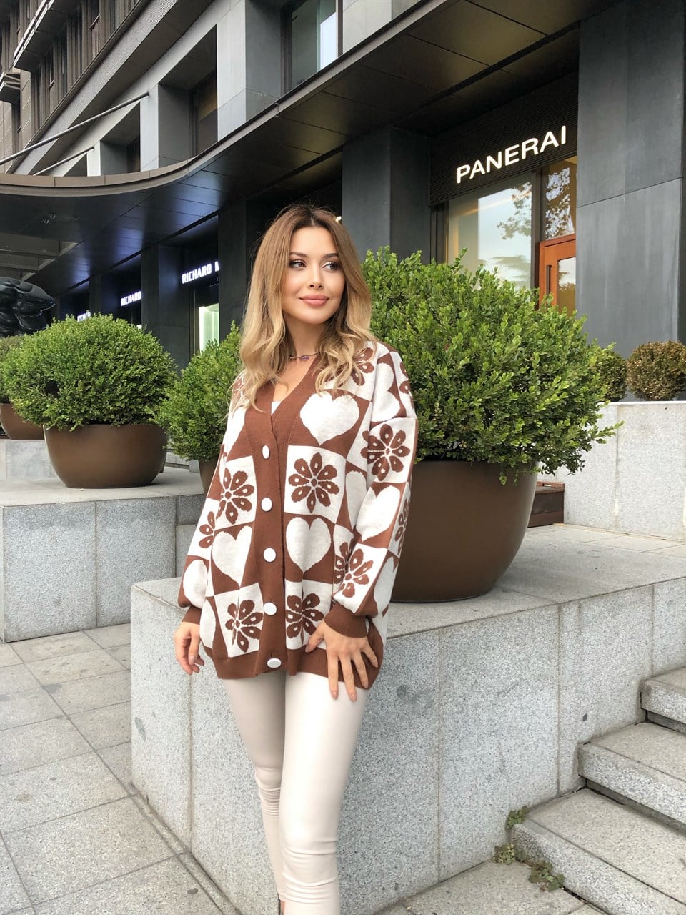 Sütlü Kahve Kalp Hırka