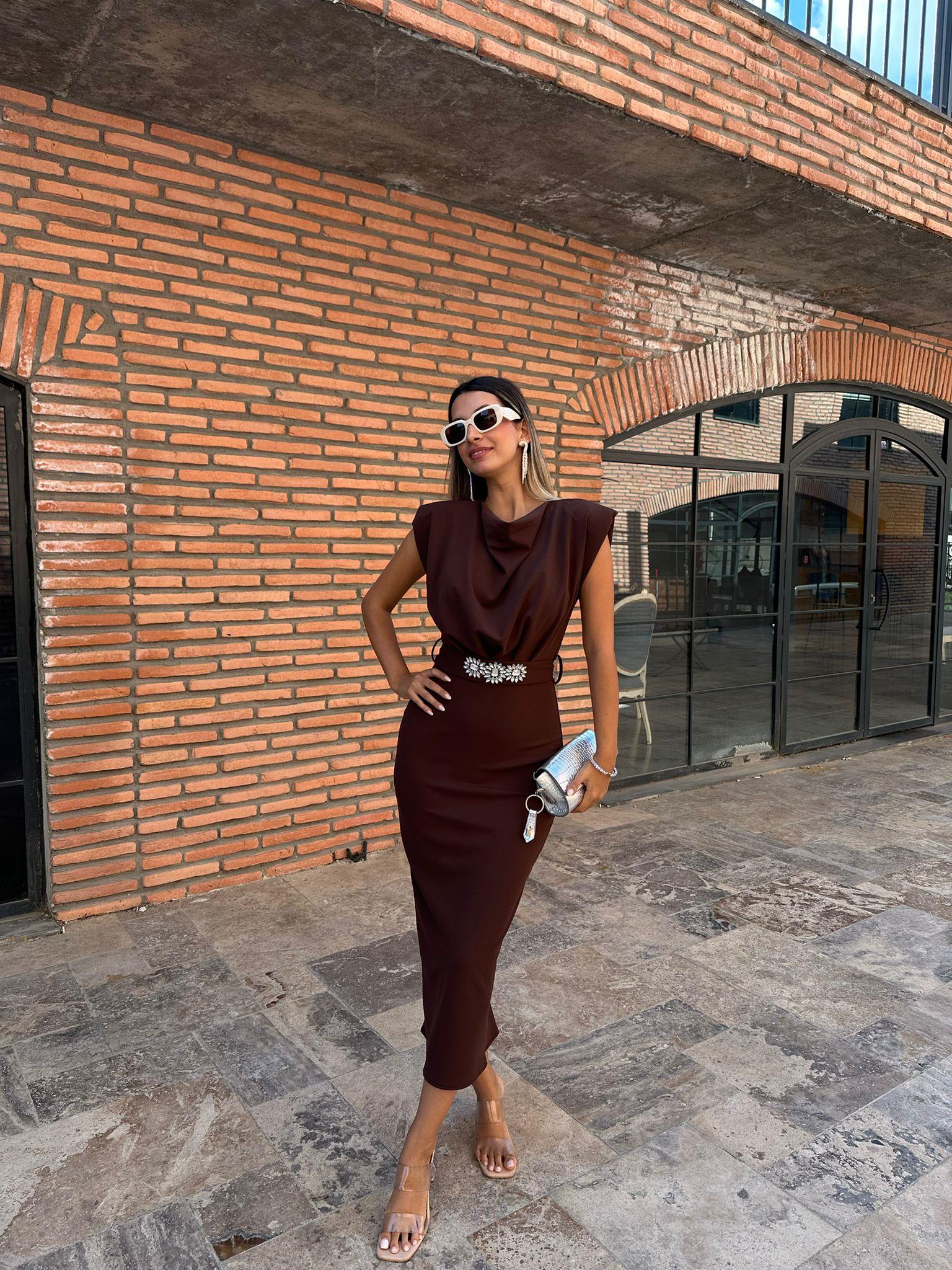 Taşlı Çiçek Kuşaklı Kahverengi Crep Elbise 070621223