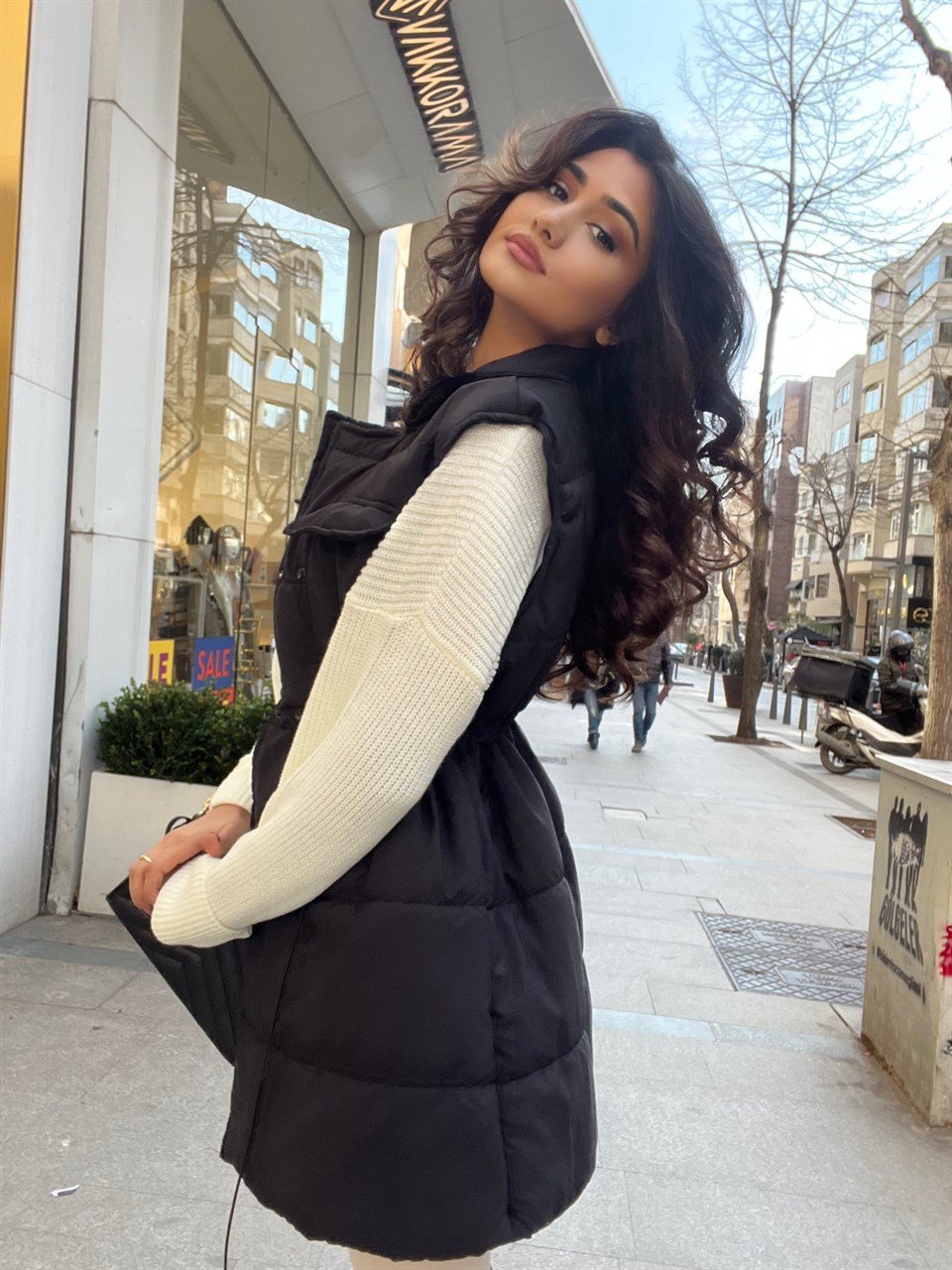 Uzun Siyah Şişme Yelek