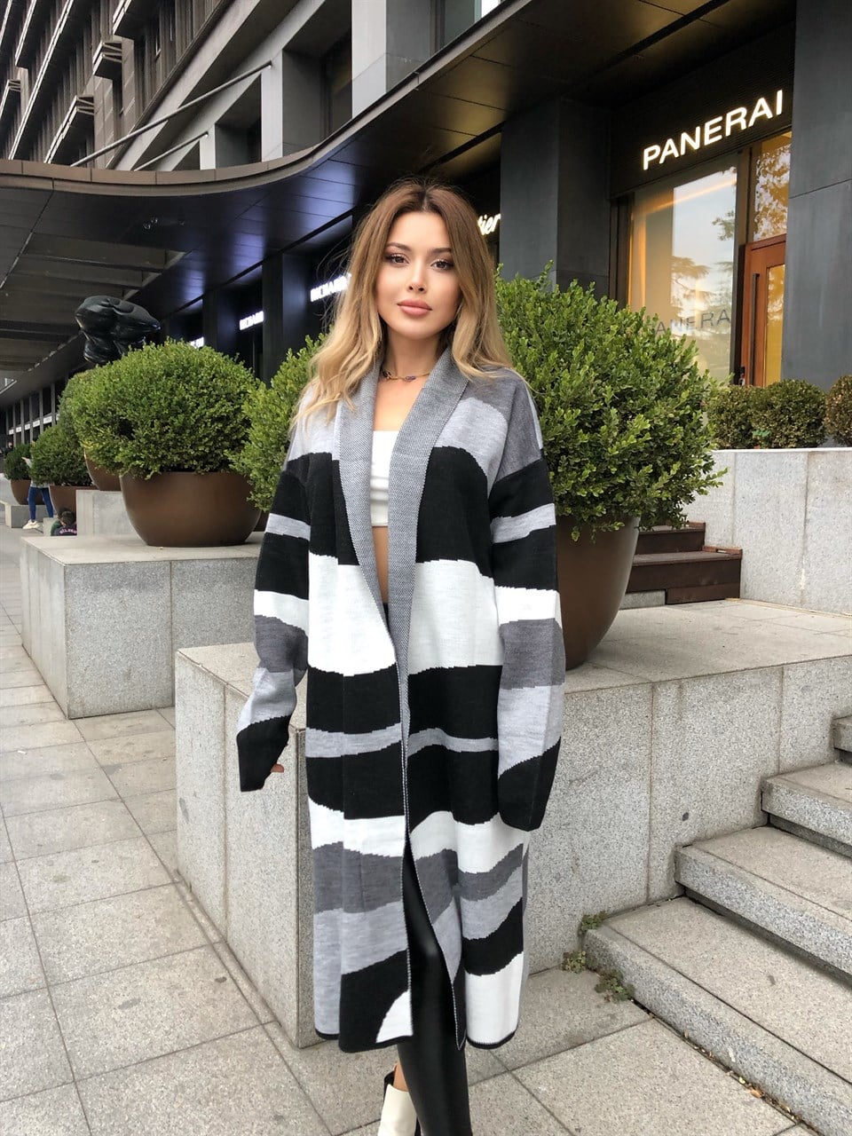Uzun Soft Renkli Hırka
