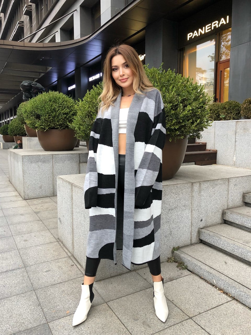 Uzun Soft Renkli Hırka