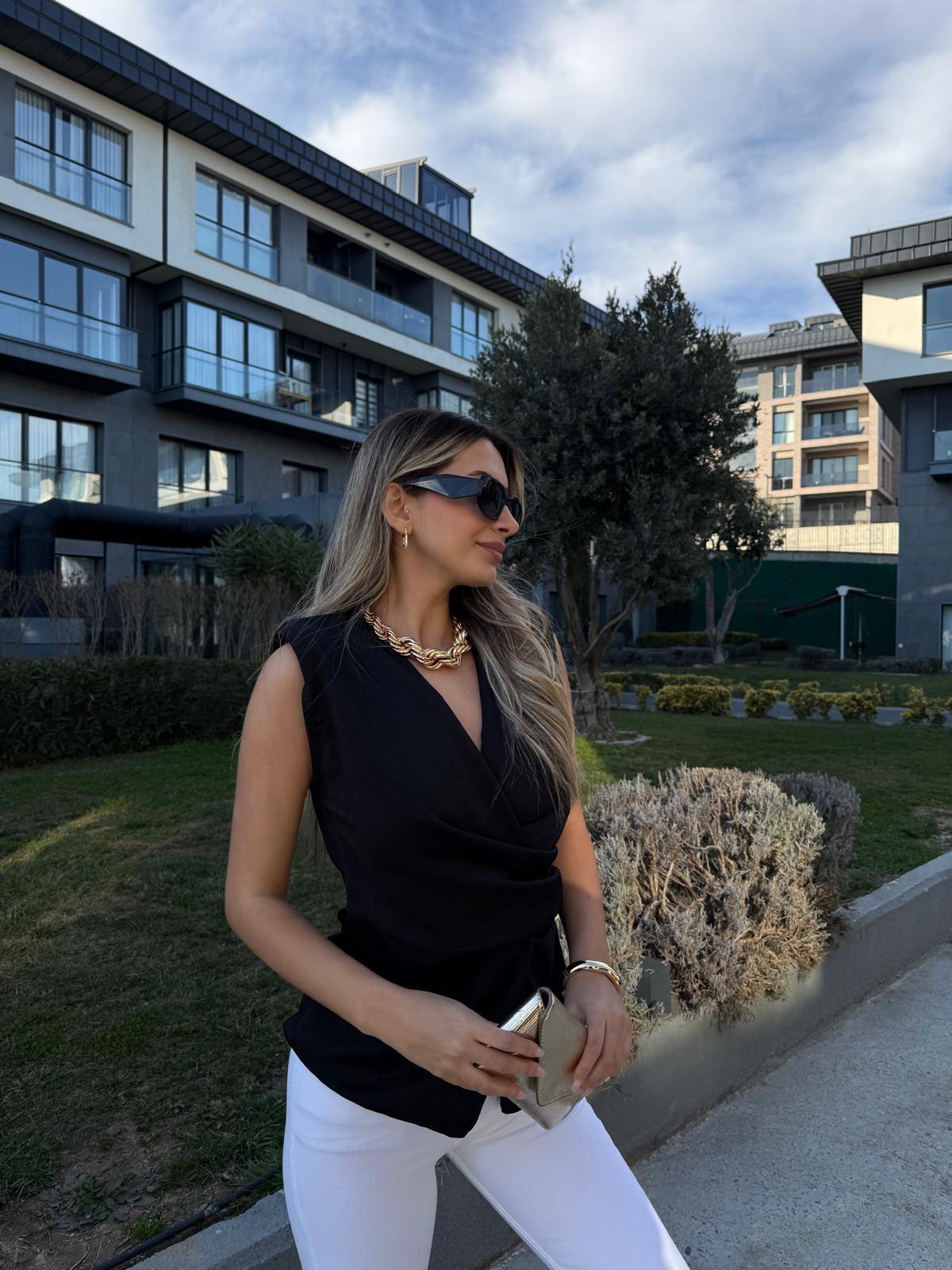 Vatkalı Sıfır Kol Tensel Bluz Siyah blz2212swmn