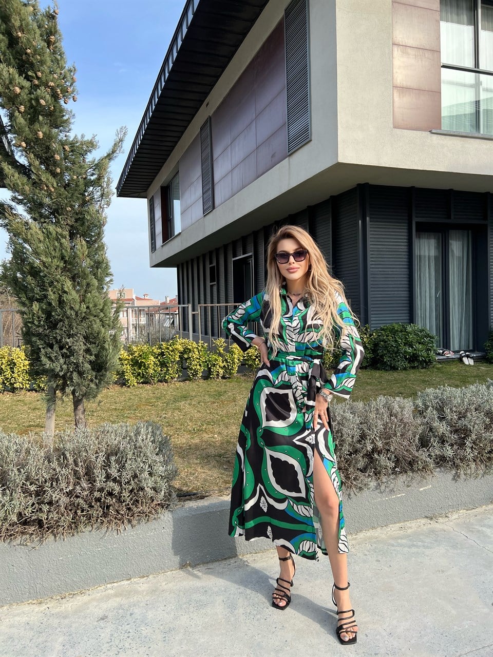 Verra Yeşil Uzun Saten Elbise