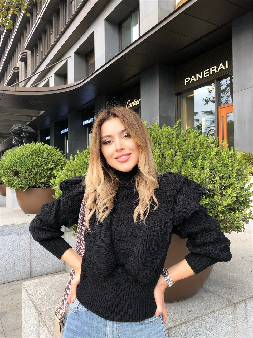 VOLANLI TRİKO 