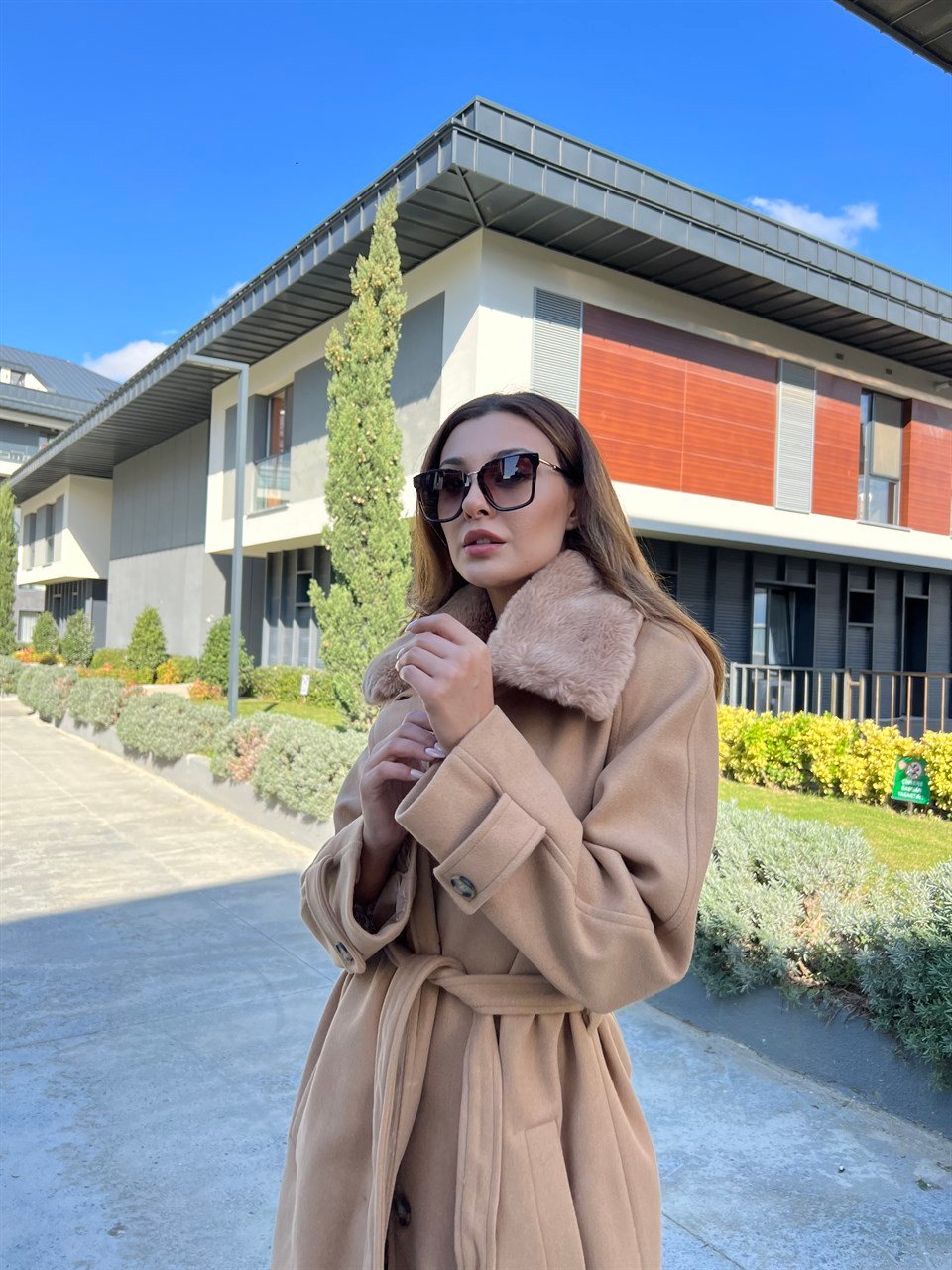 Vonda Yaka Kürklü Camel Kaban