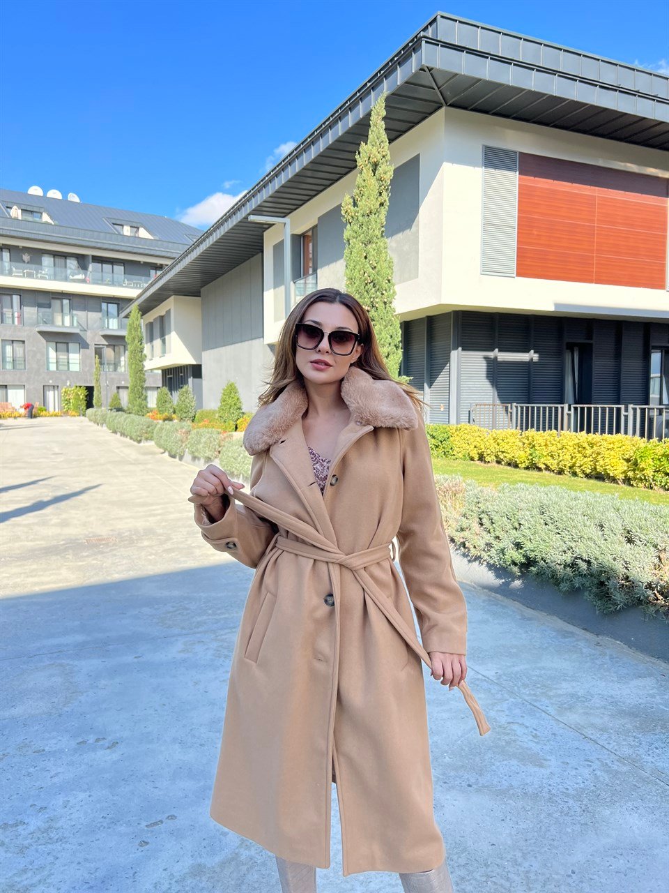 Vonda Yaka Kürklü Camel Kaban