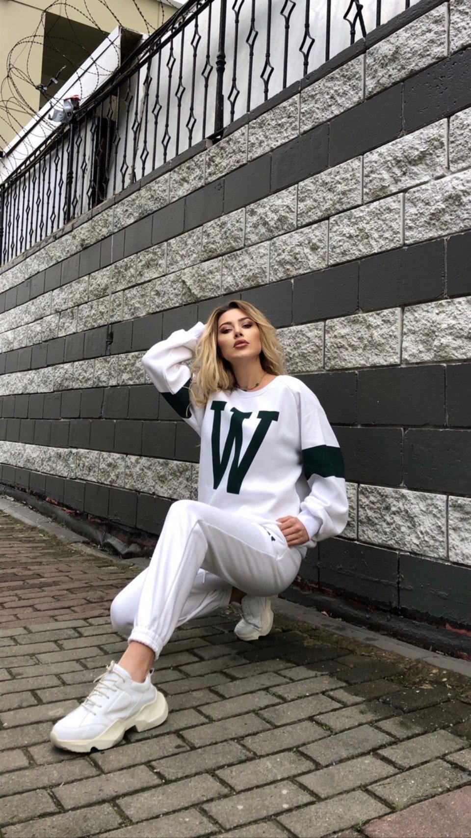 W Takım
