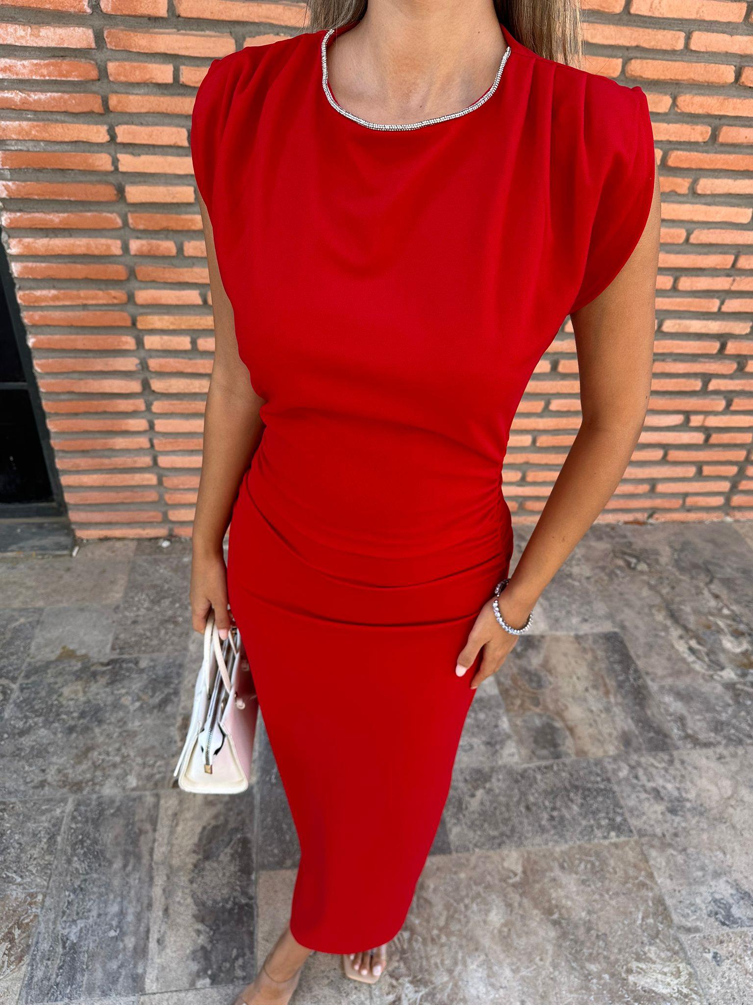 Yakası Sıralı Taşlı Crep Elbise Kırmızı 070621225