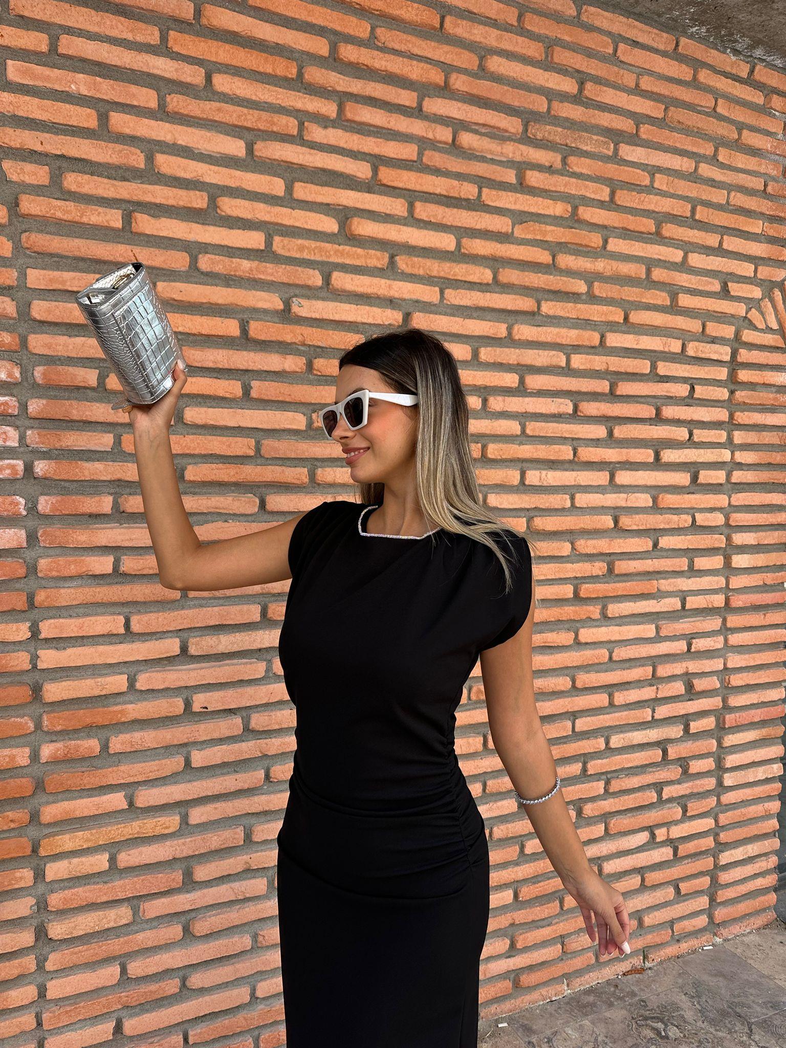Yakası Sıralı Taşlı Crep Elbise Siyah 070621225