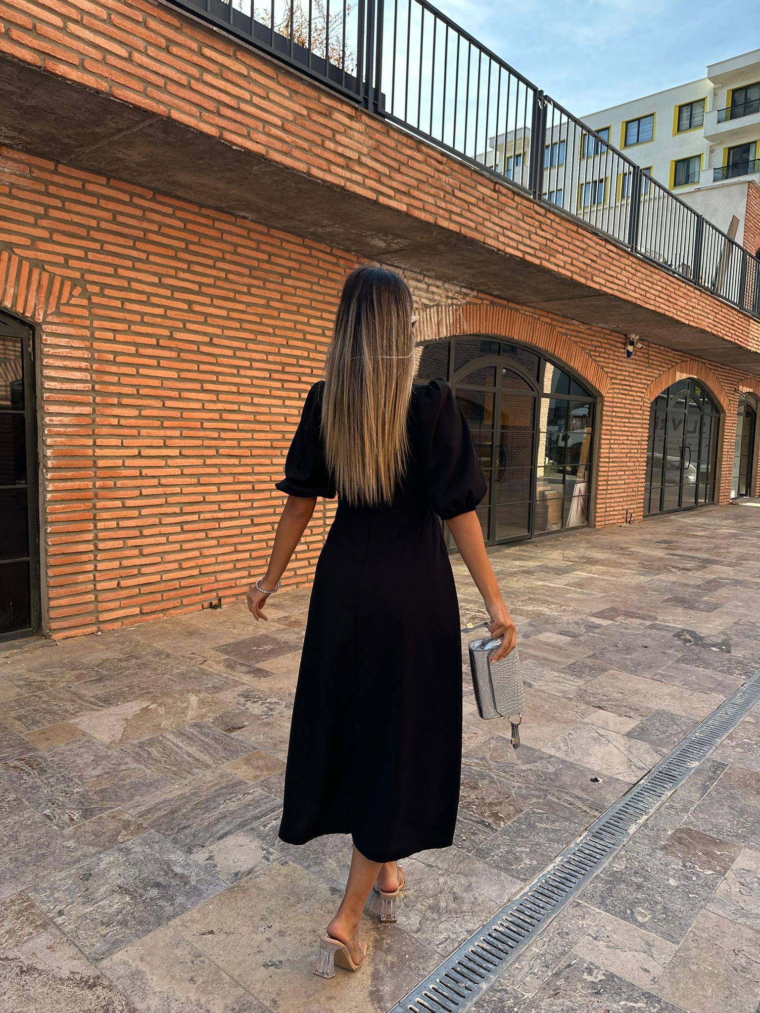 Yakası Taşlı Fiyonklu Siyah Cep Elbise 070621222