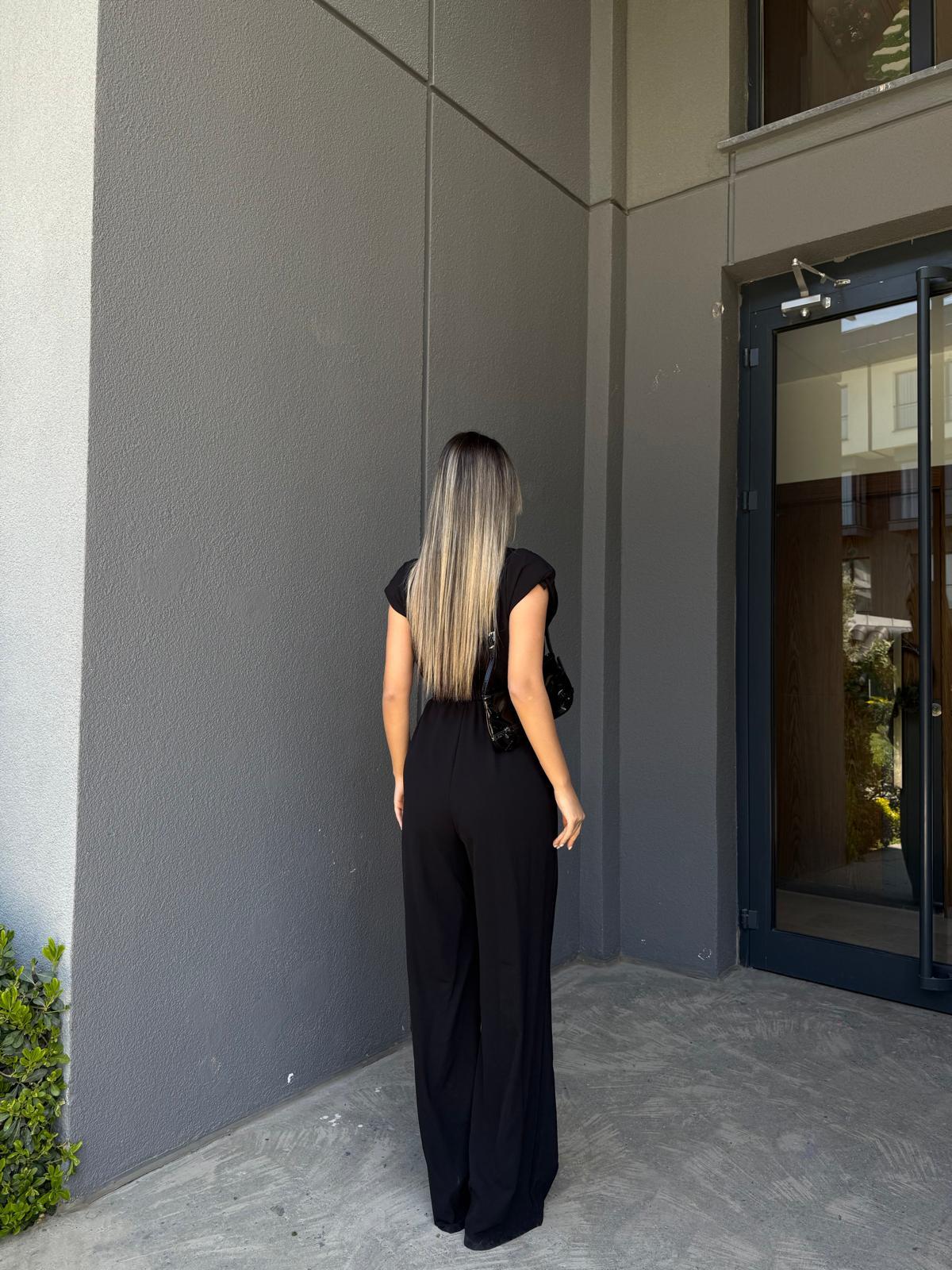 Yarım Fermuar Vatkalı Tulum Siyahyelb3012ny