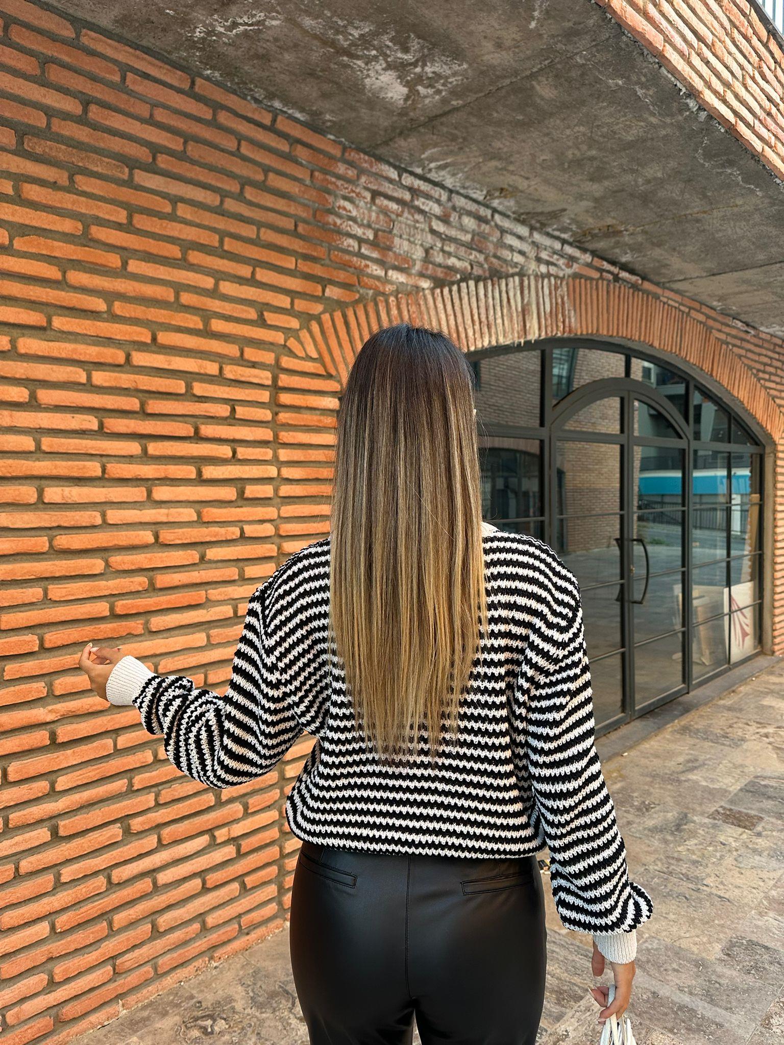 Yatay Çizgili Siyah Beyaz Triko Hırka 0706211117