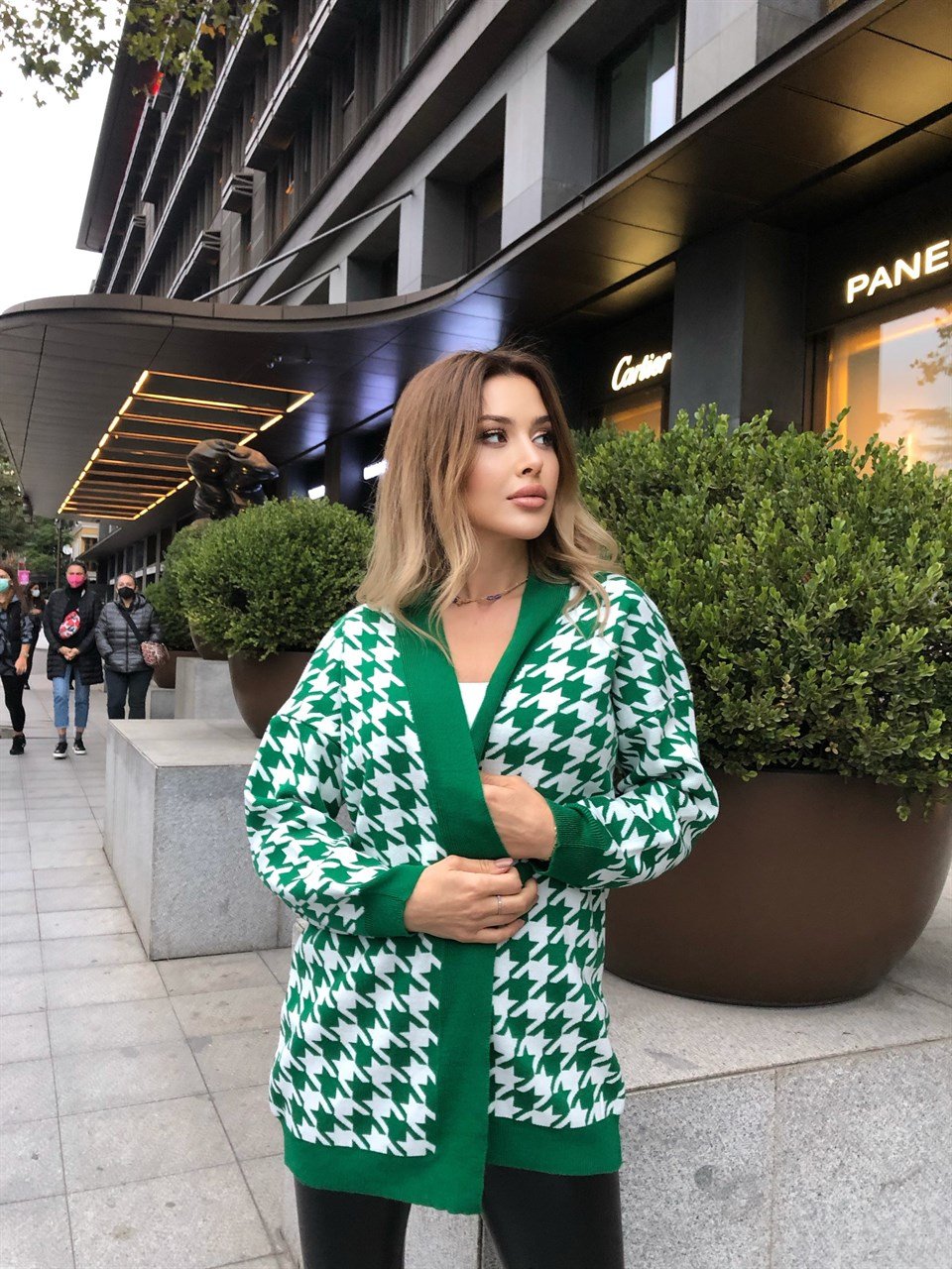 Yeşil Kazayağı Desen Hırka