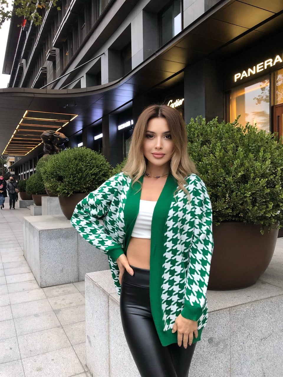 Yeşil Kazayağı Desen Hırka