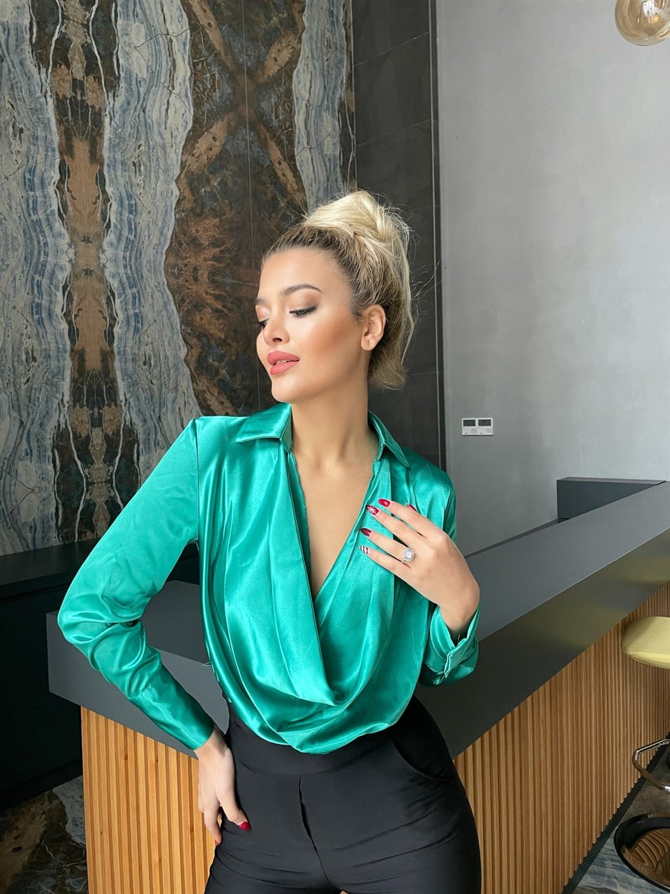 Yeşil Saten Bodysuit