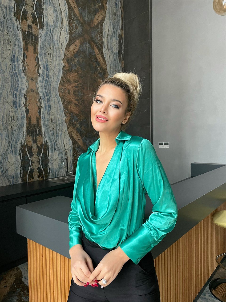 Yeşil Saten Bodysuit