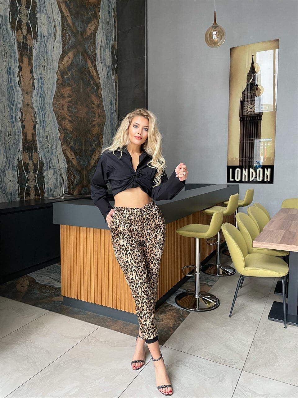 Zara Beli Lastikli Saten Leopar Pantolon