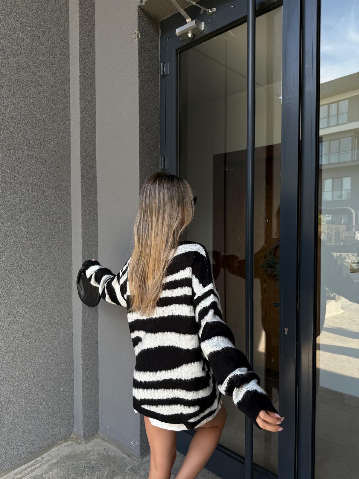 Zebra Desen Soft Kazak Siyah kzk2116rvd