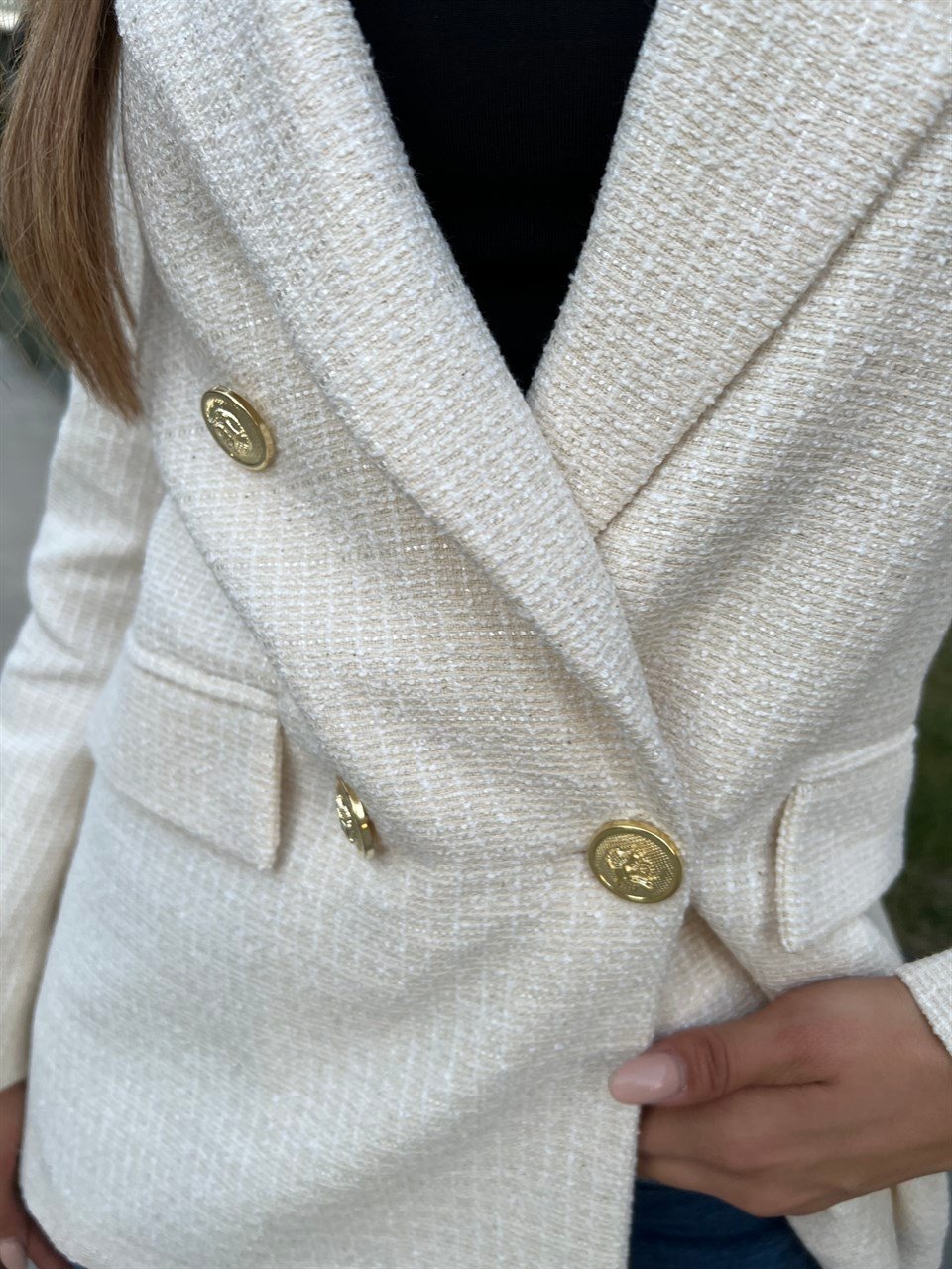 Zincir Dokuma Gold Düğmeli Blazer Ceket Beyaz 