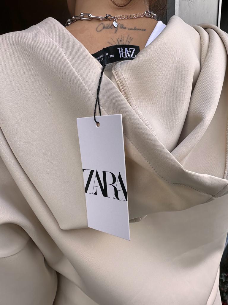 Zra Kapşonlu Taş Takım 1707528
