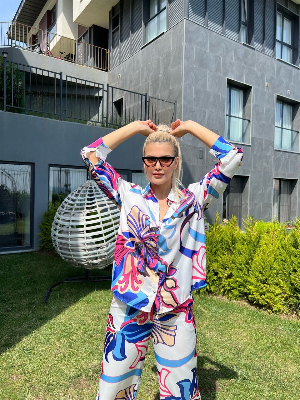 Z*ra Model Saten Baskılı Krem Takım