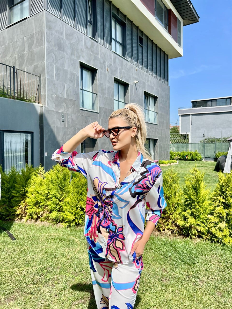 Z*ra Model Saten Baskılı Krem Takım