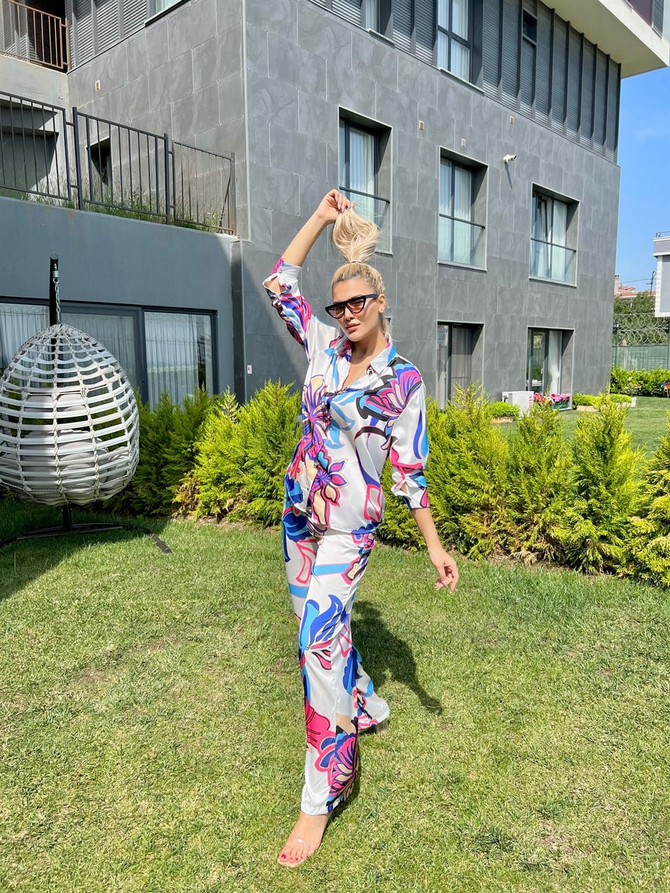 Z*ra Model Saten Baskılı Krem Takım