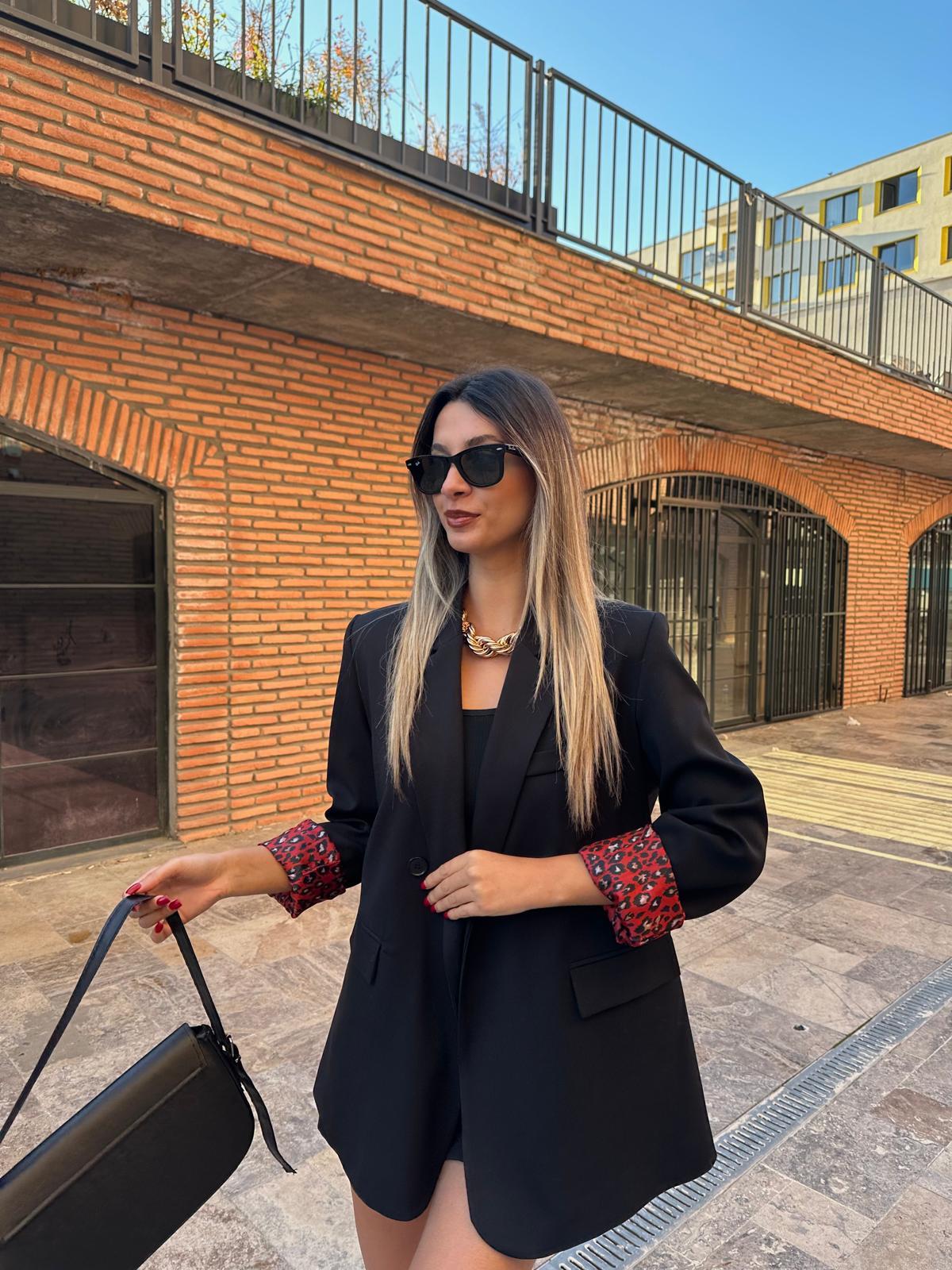 Zyra Kırmızı Leopar Astarlı Siyah Blazer Ceket bckt1096rvd