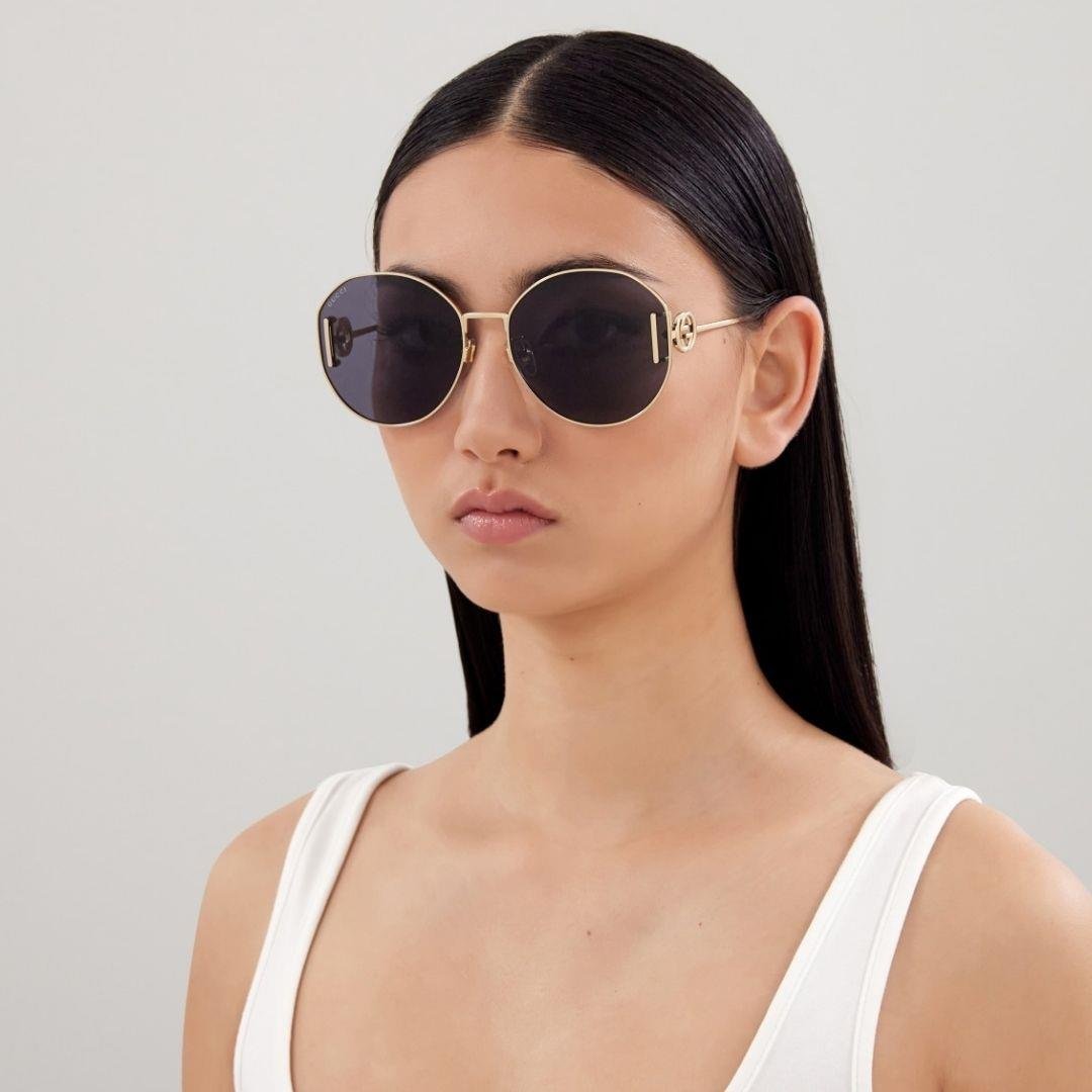 Gucci GG1206SA 002 63-18 Kadın Füme Mat Camlı Oval Altın Metal Çerçeveli Güneş Gözlüğü
