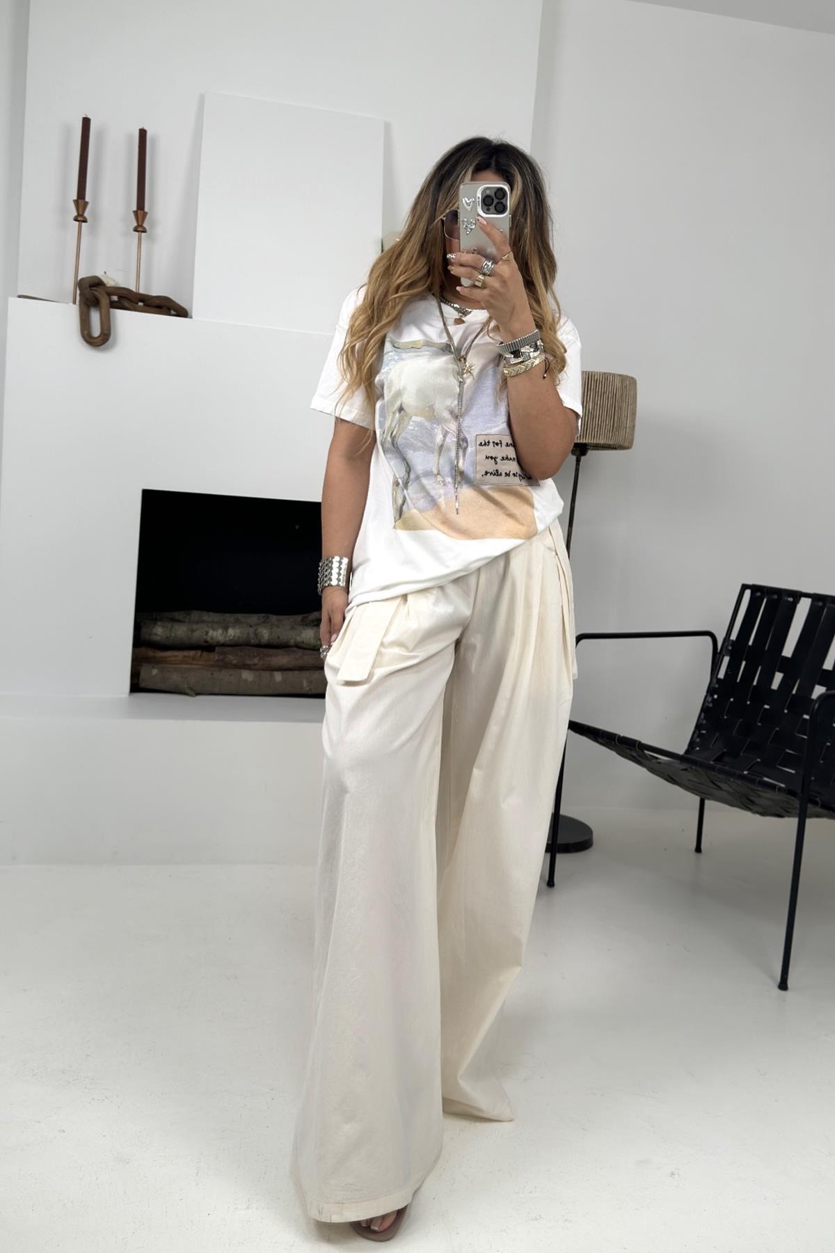 At Silüetli Tshirt Ekru