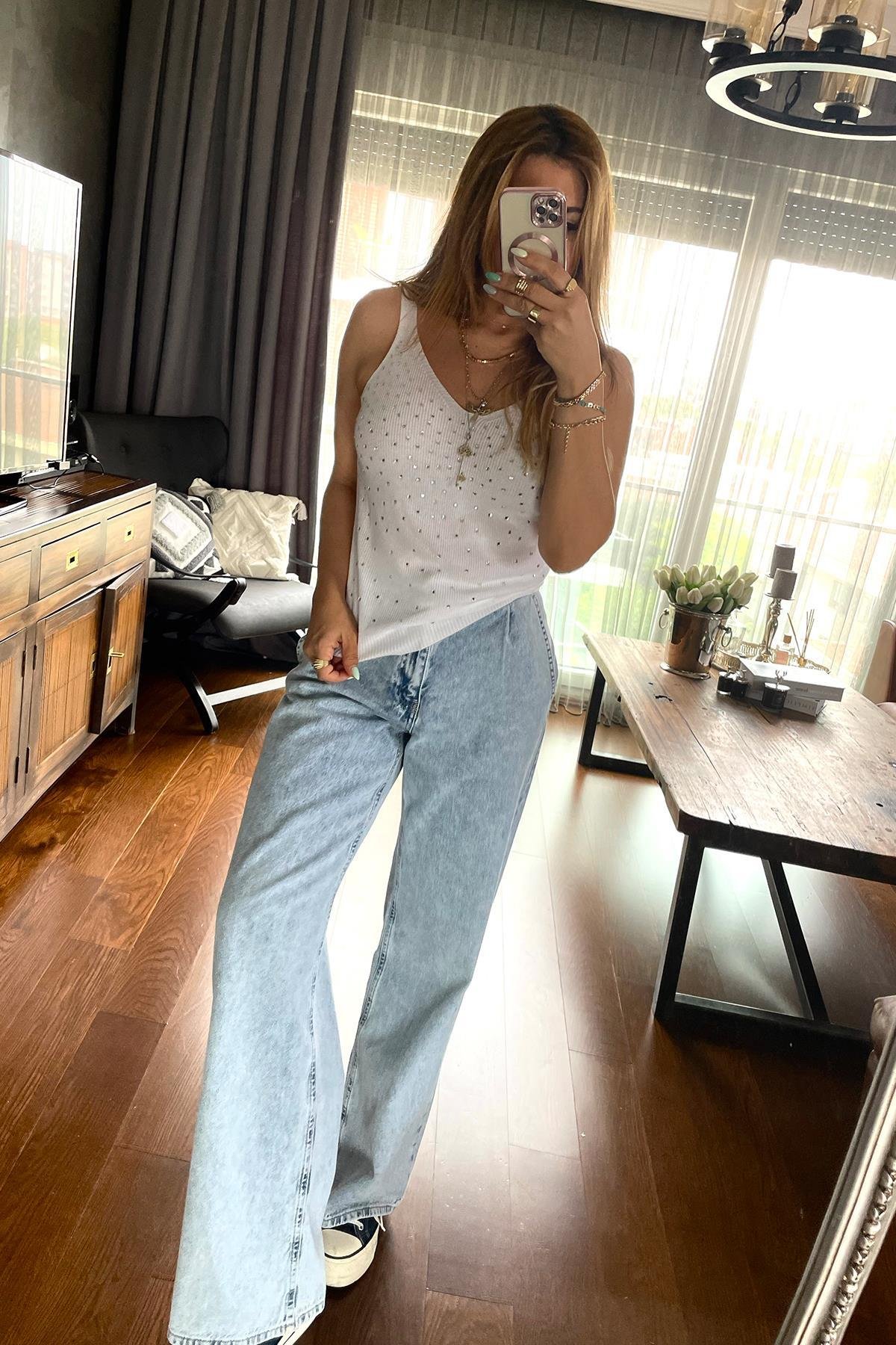 Baget Taşlı Triko Bluz Ekru