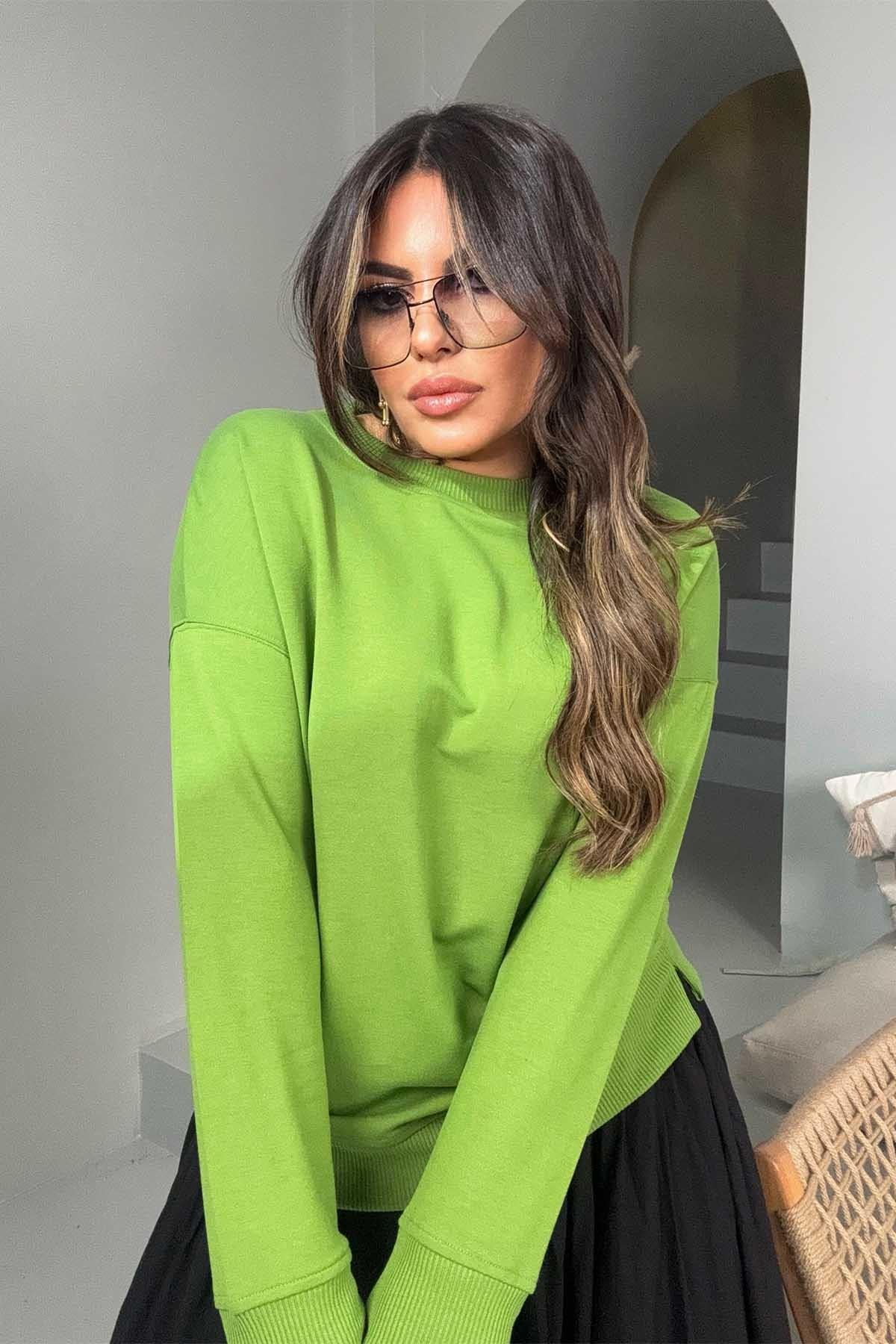 Basic Mini Yan Yırtmaçlı Sweatshirt Fıstık Yeşili