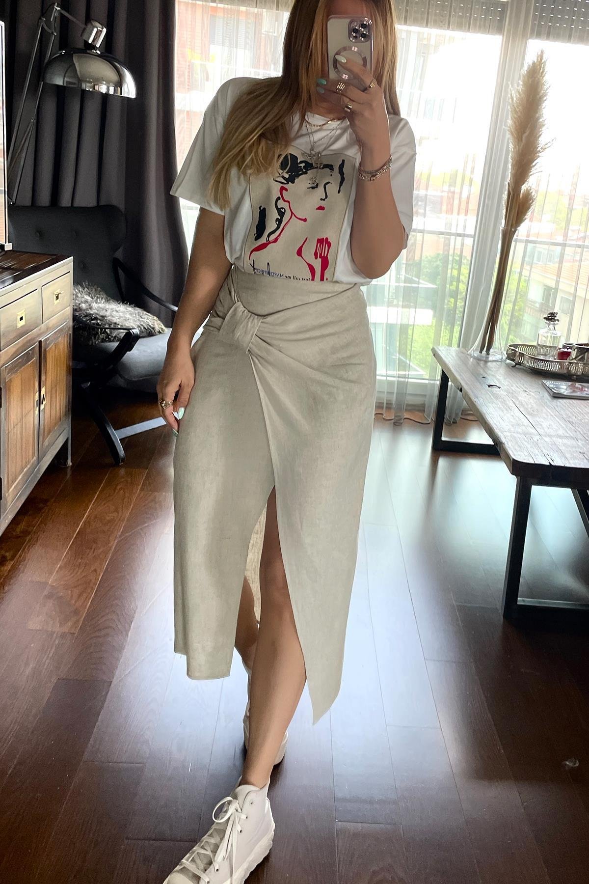 Baskılı Keten Kumaş Aplike Tshirt Ekru
