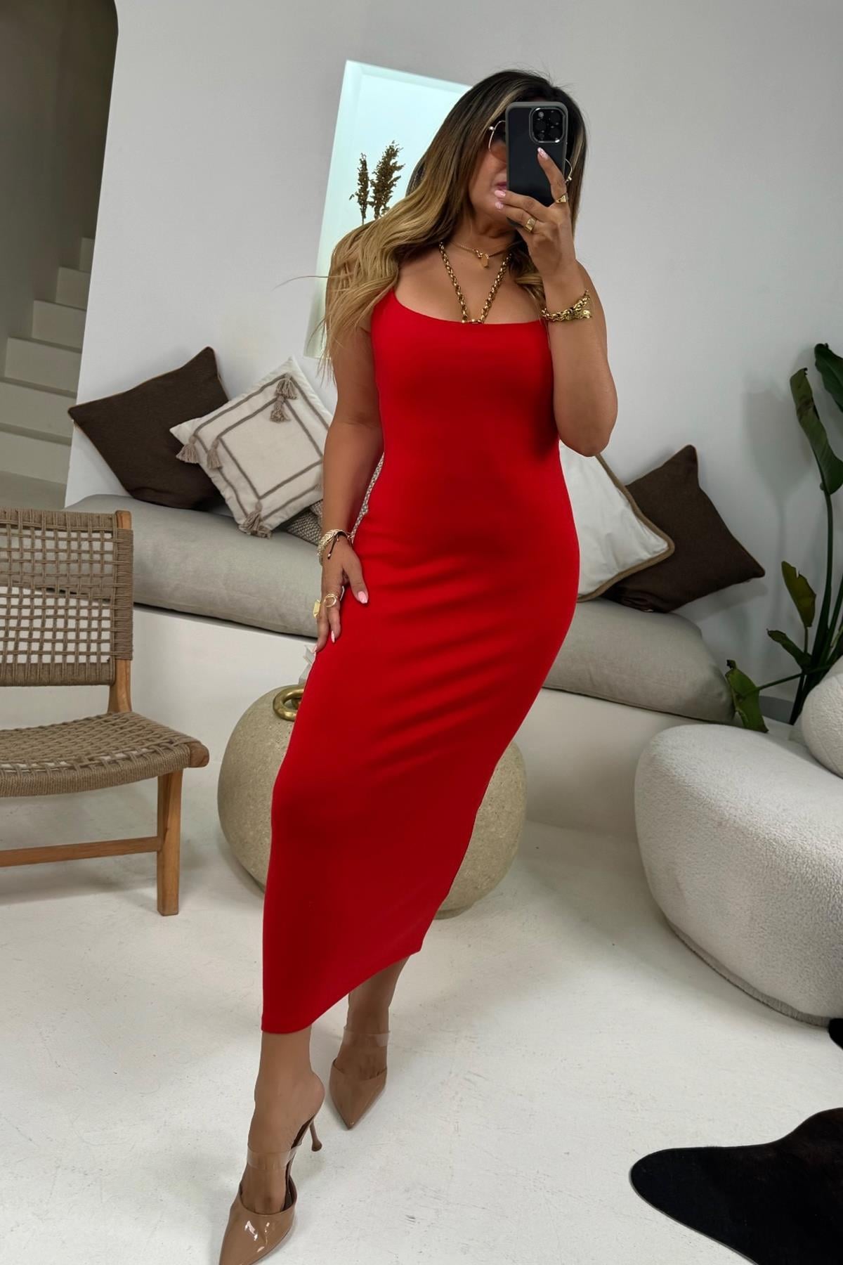 Berş Marka Model Basic Askılı Elbise Kırmızı