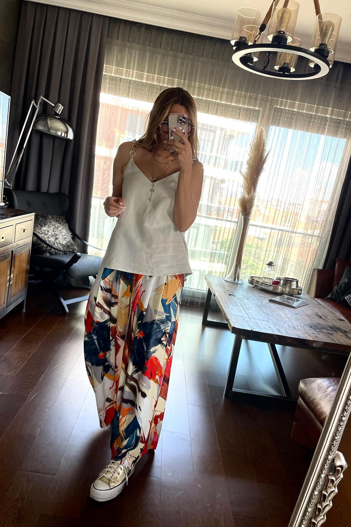 Boncuk Askılı Keten Bluz Taş
