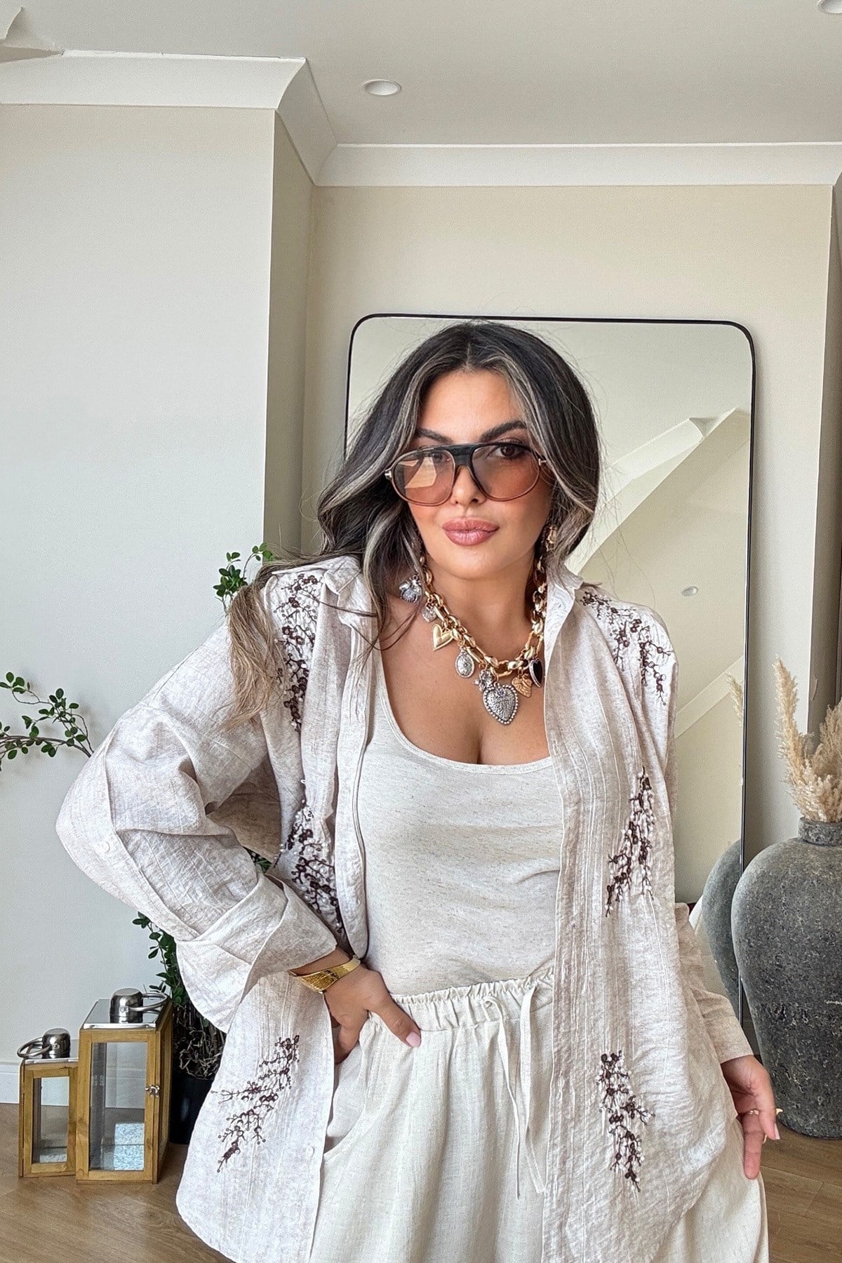 Boncuklu Çıtır Çiçek İşlemeli Gömlek Taş