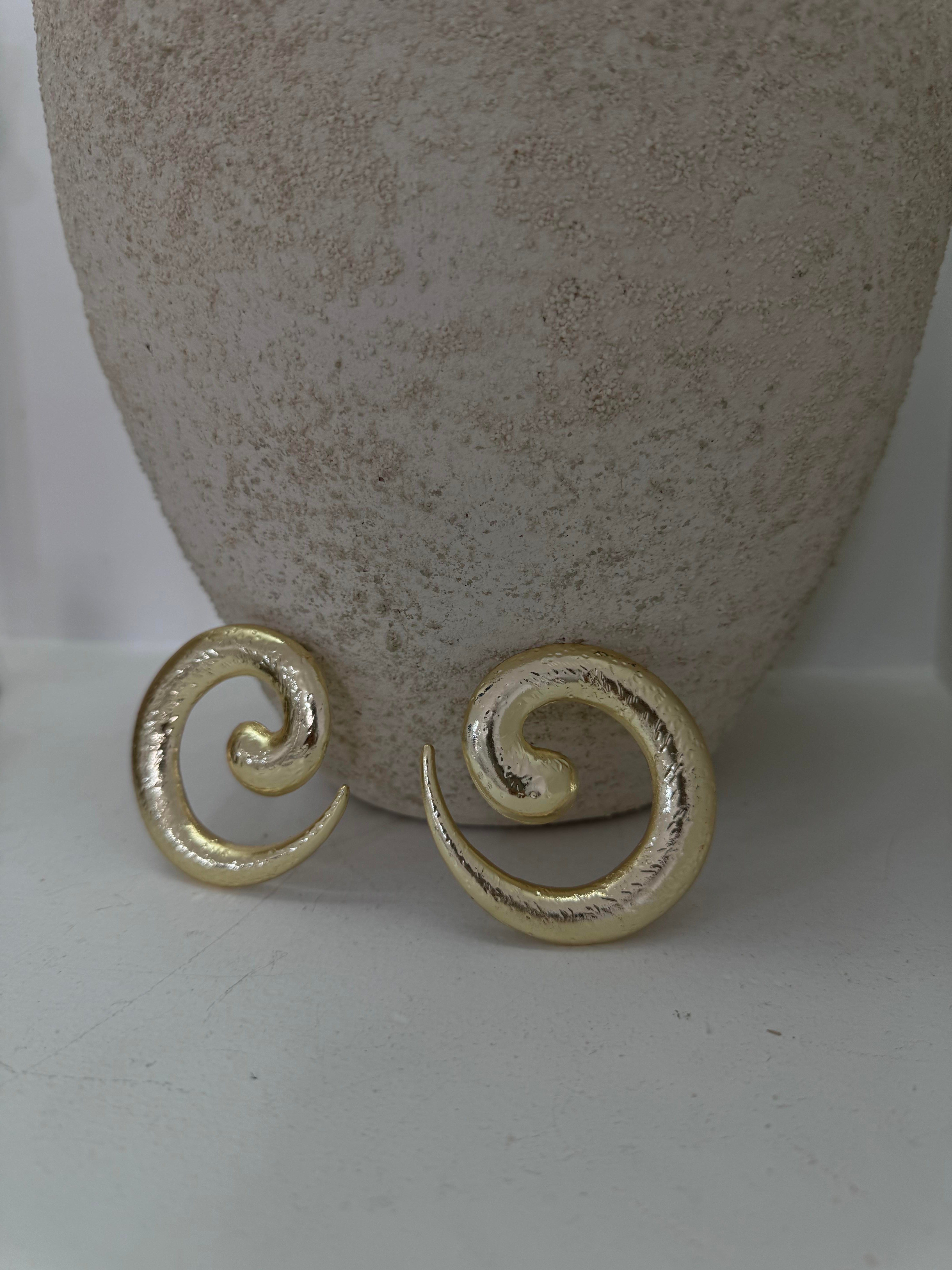 Boynuz Küpe Gold