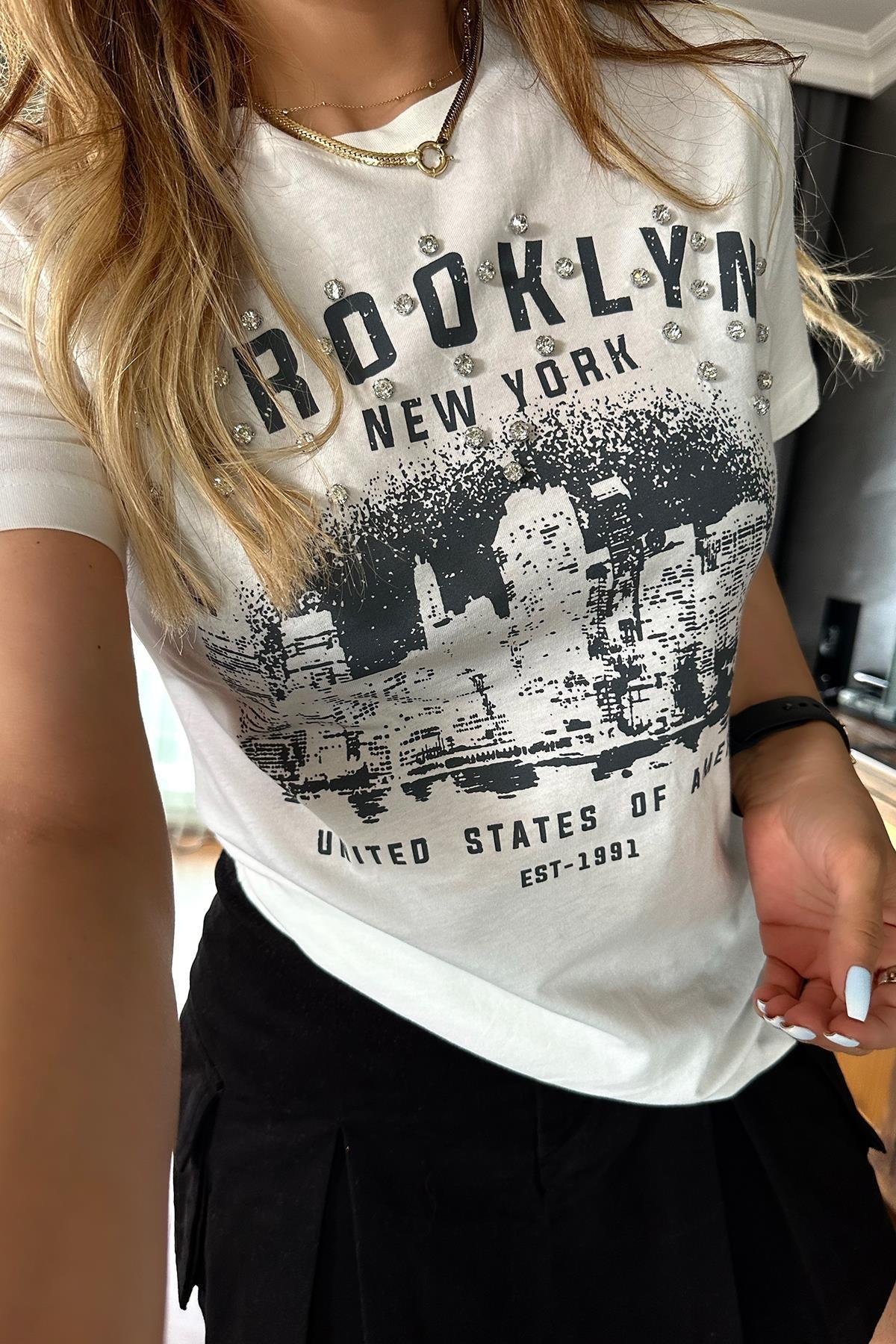 Brooklyn Taşlı Tshirt Ekru