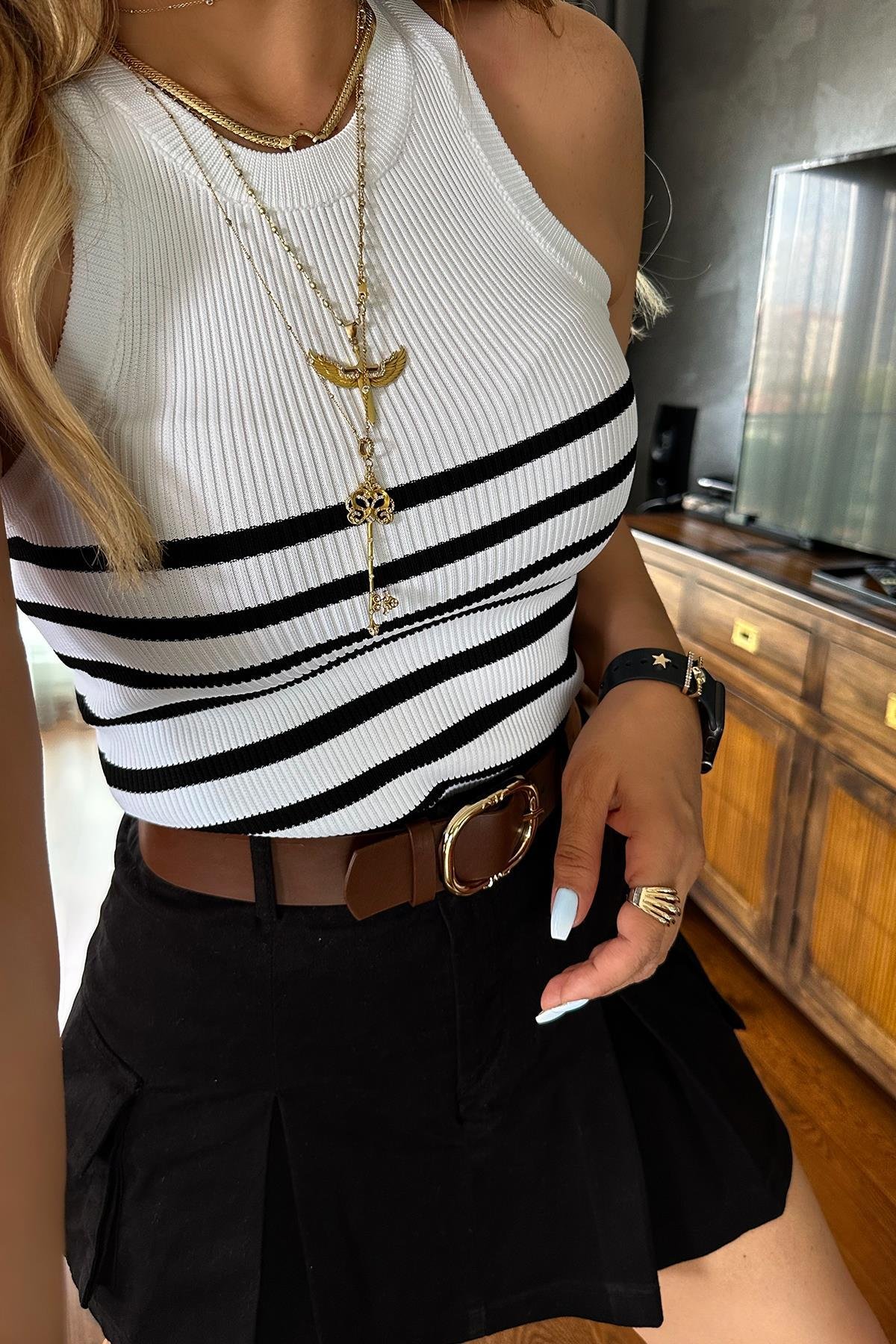 Çizgili Reglan Yaka Triko Bluz Siyah-Beyaz