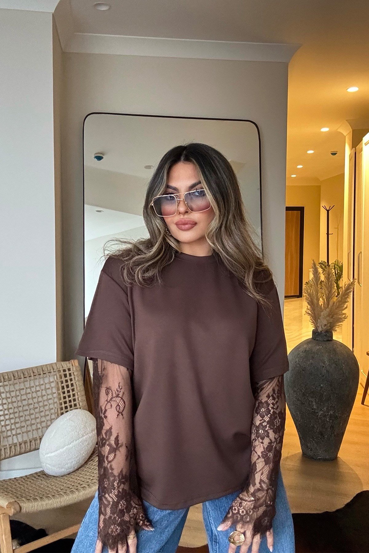 Dantel Kol Detaylı Tshirt Kahve