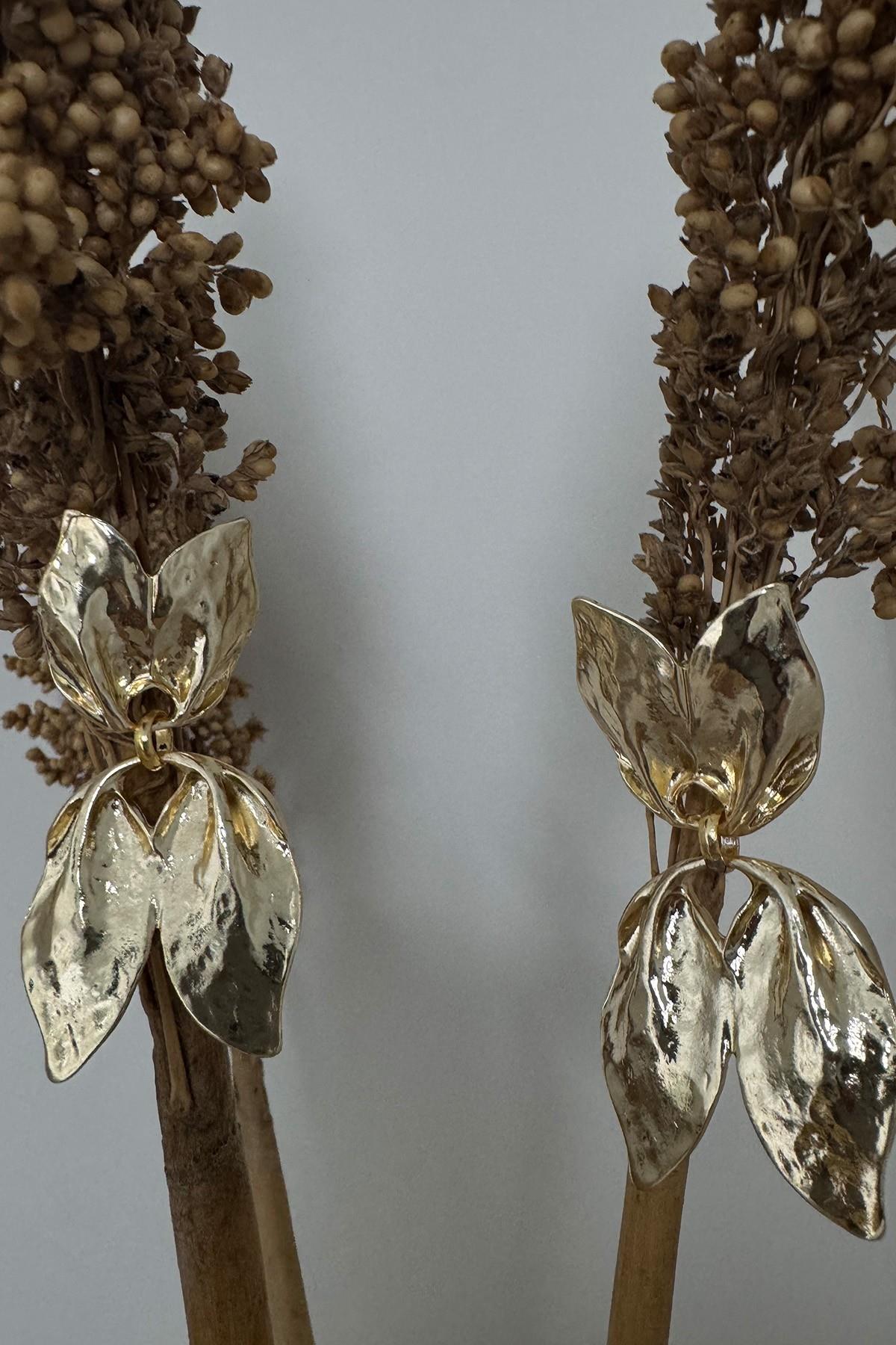 Defne Yaprağı Küpe Gold