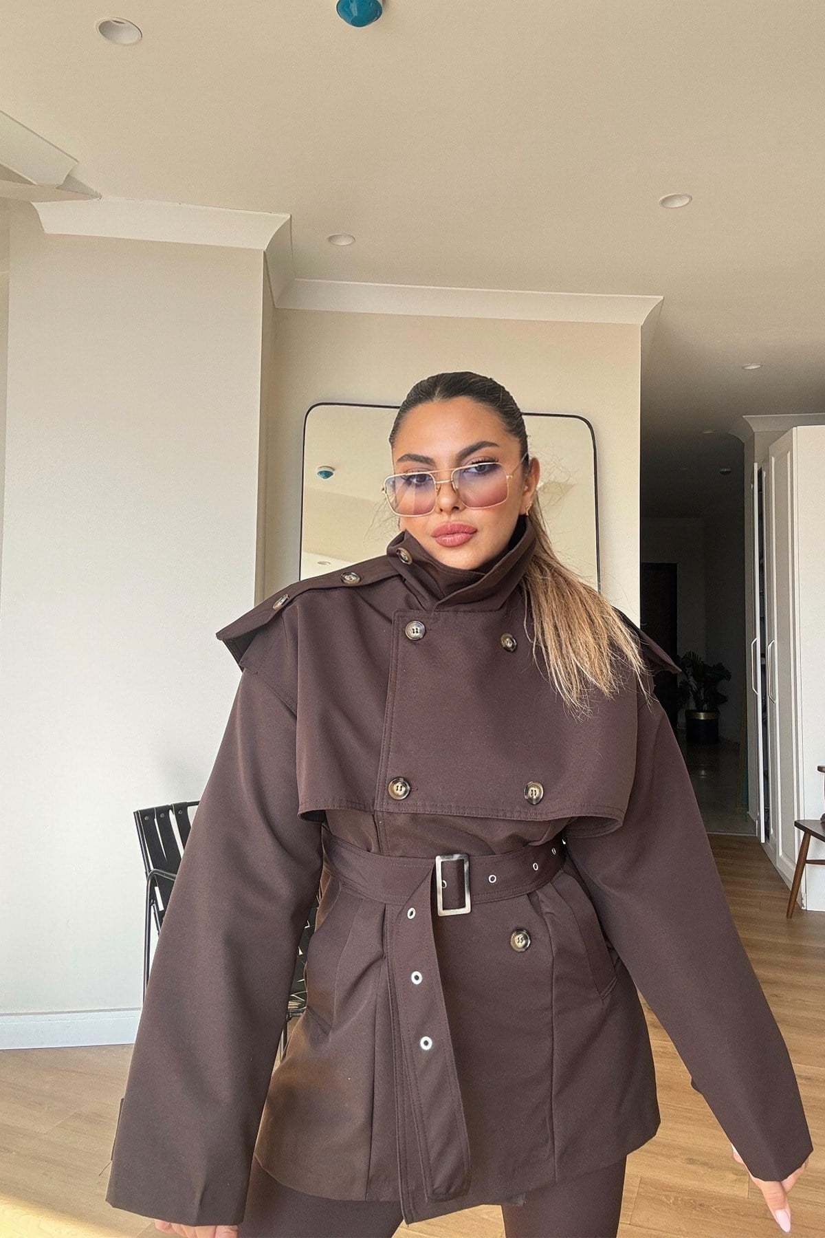 Dik Yaka Kemerli Trenchcoat Kahve