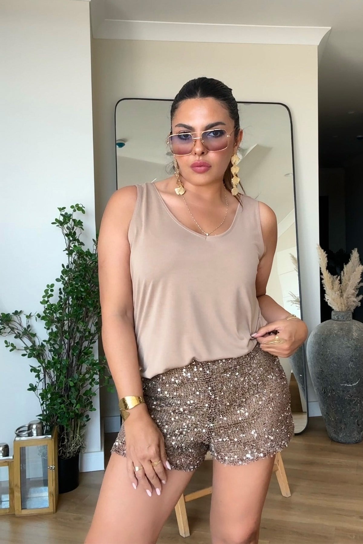 File Payet Şort Camel