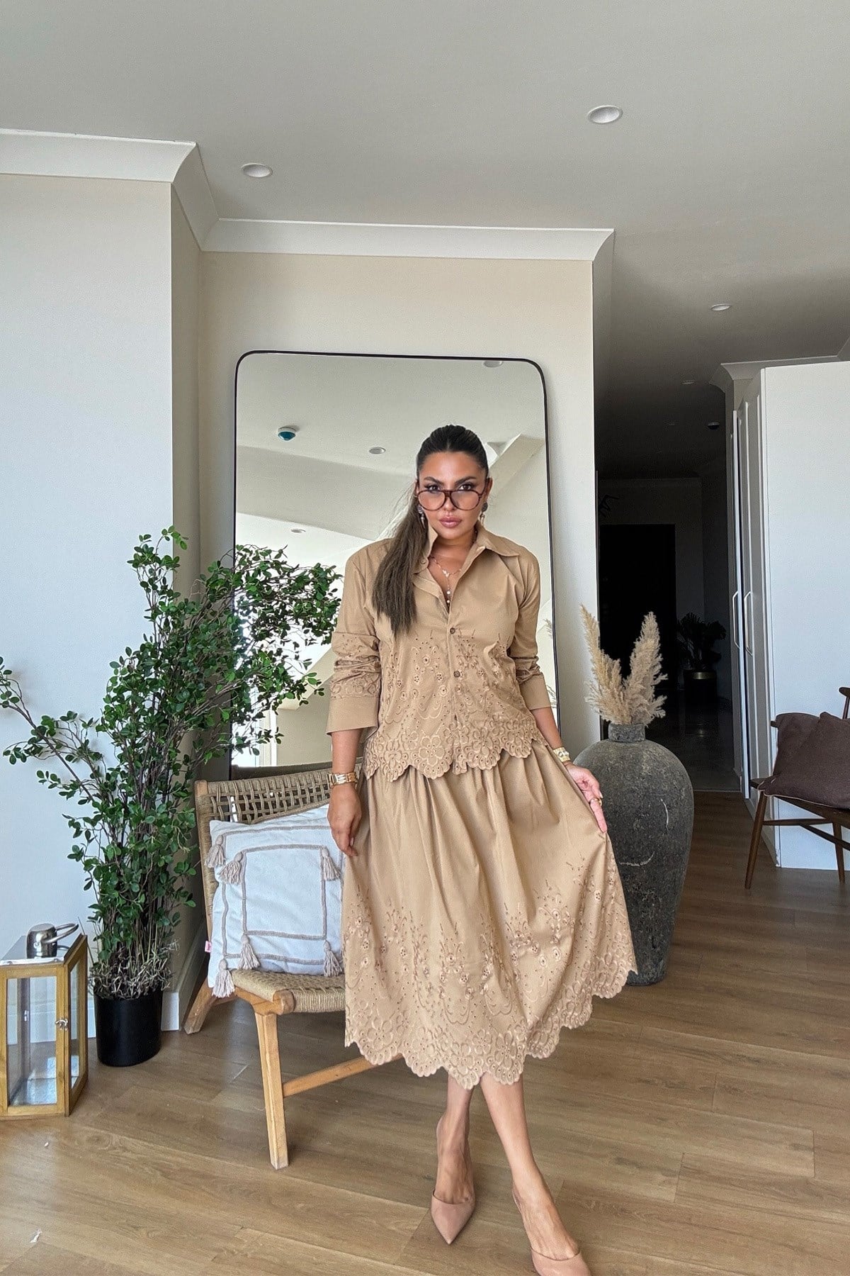 Fisto İşlemeli Etekli Poplin Takım Camel