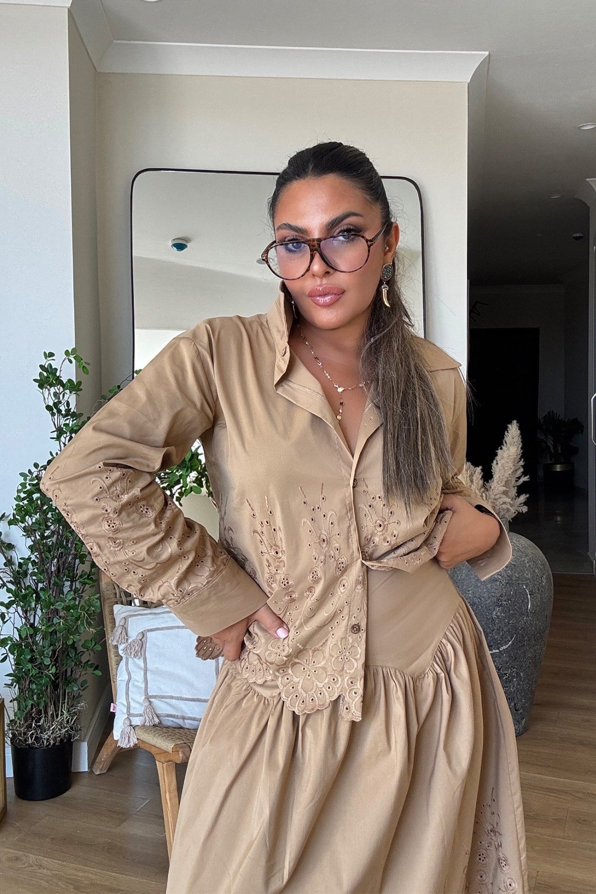 Fisto İşlemeli Etekli Poplin Takım Camel