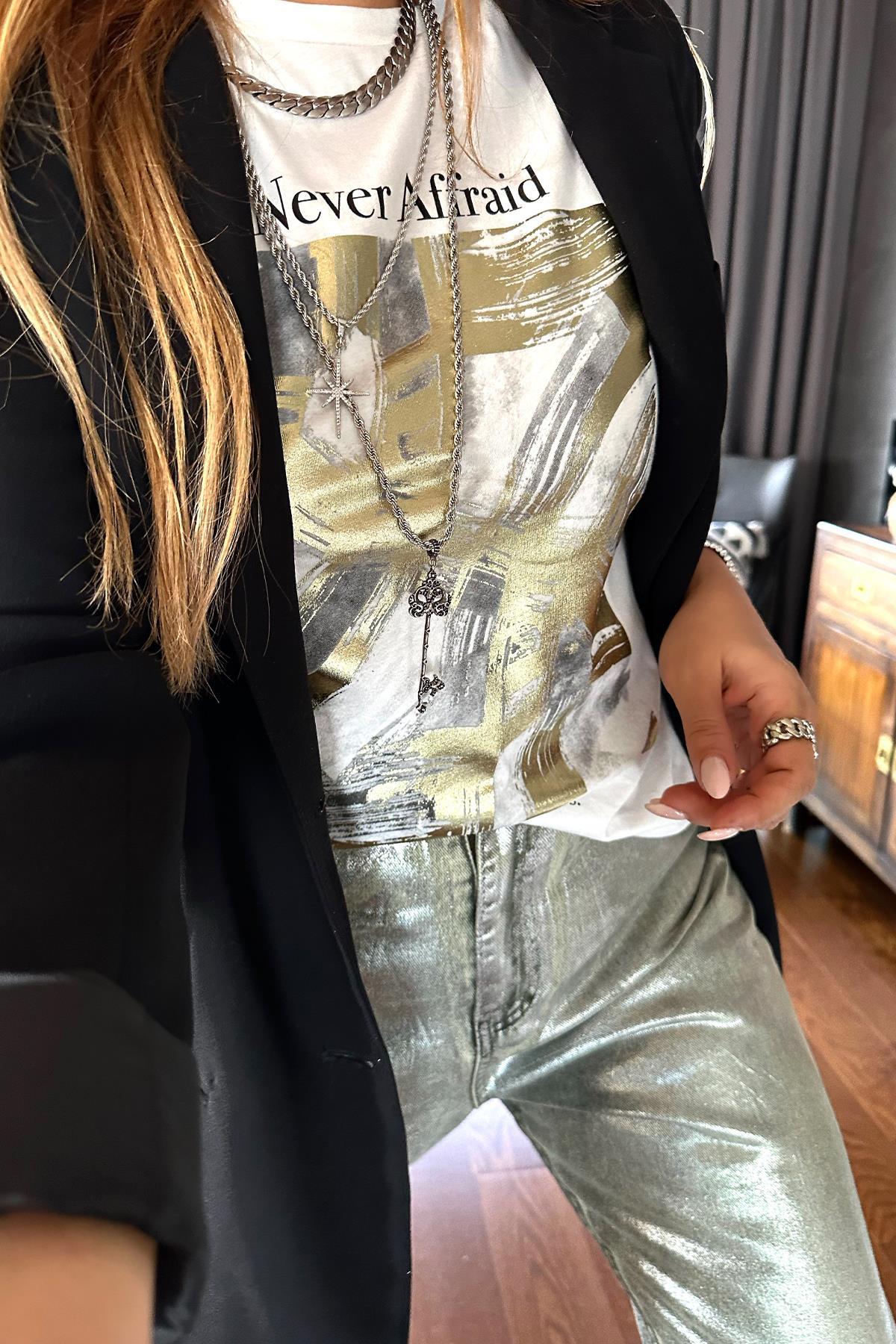 Gold Baskılı Never Affraid Tshirt Ekru