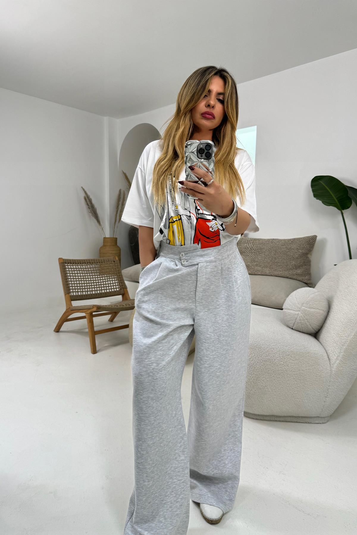 Gümüş Baskılı Kadın Silüetli Tshirt Ekru