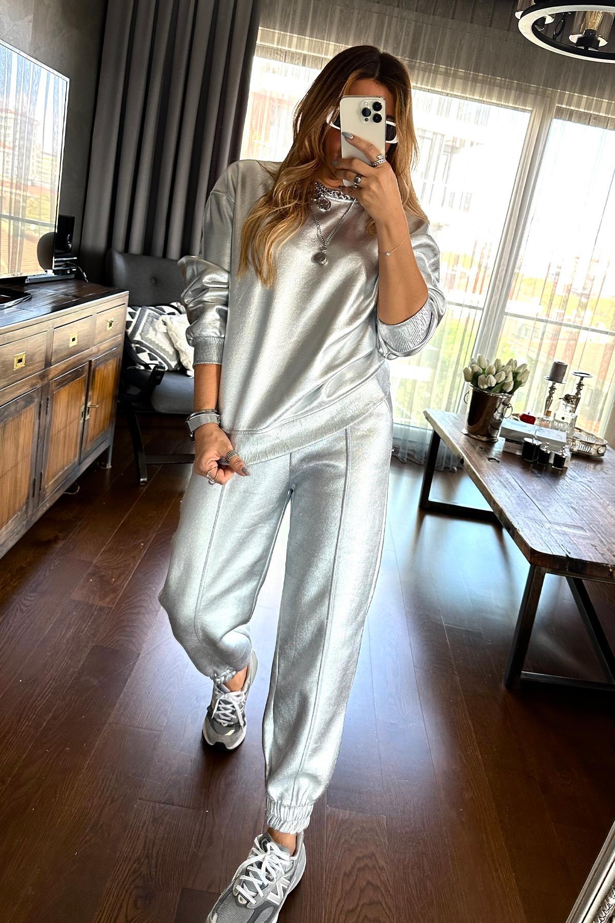 Gümüş Varaklı Basic Sweatshirt Gümüş