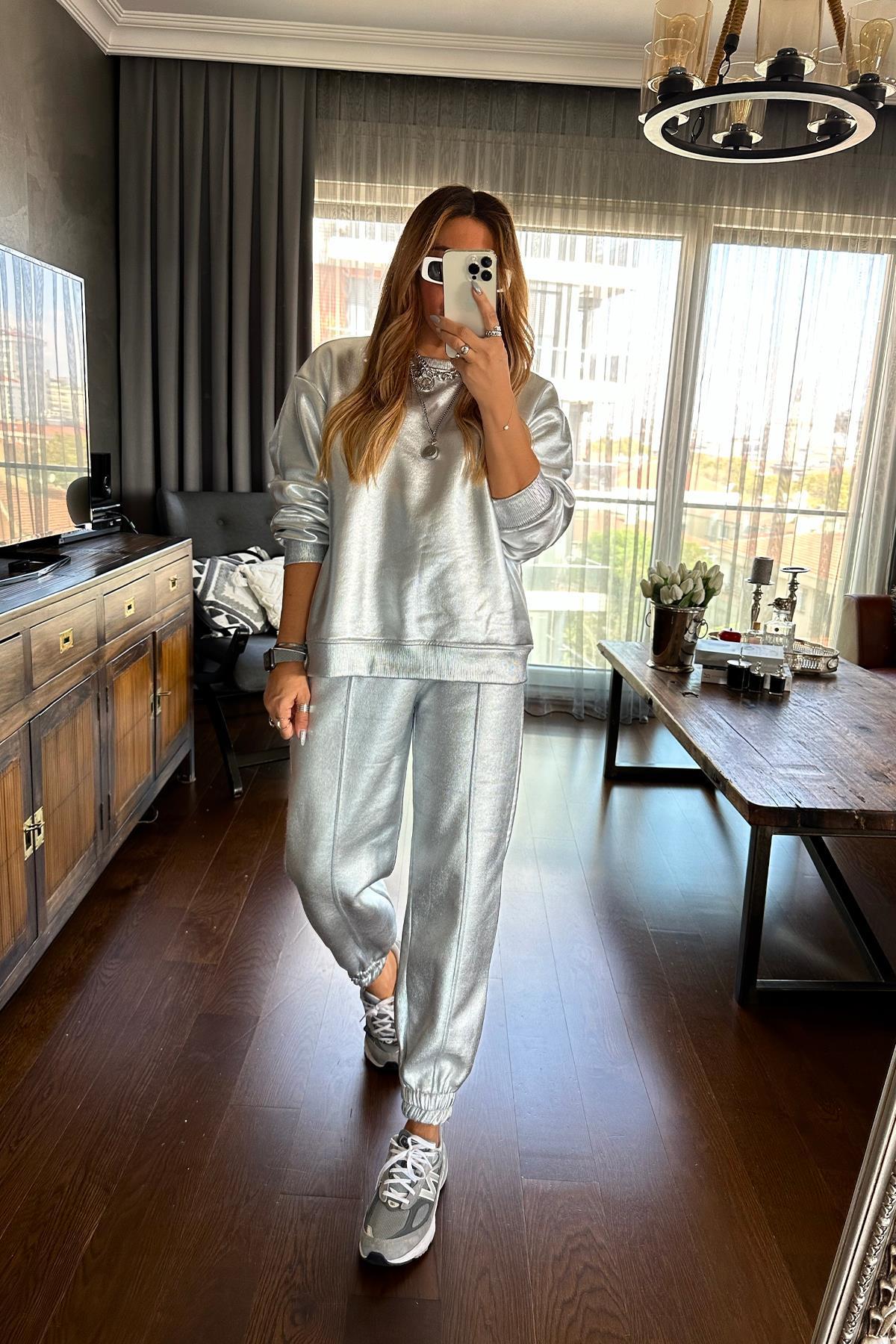 Gümüş Varaklı Basic Sweatshirt Gümüş